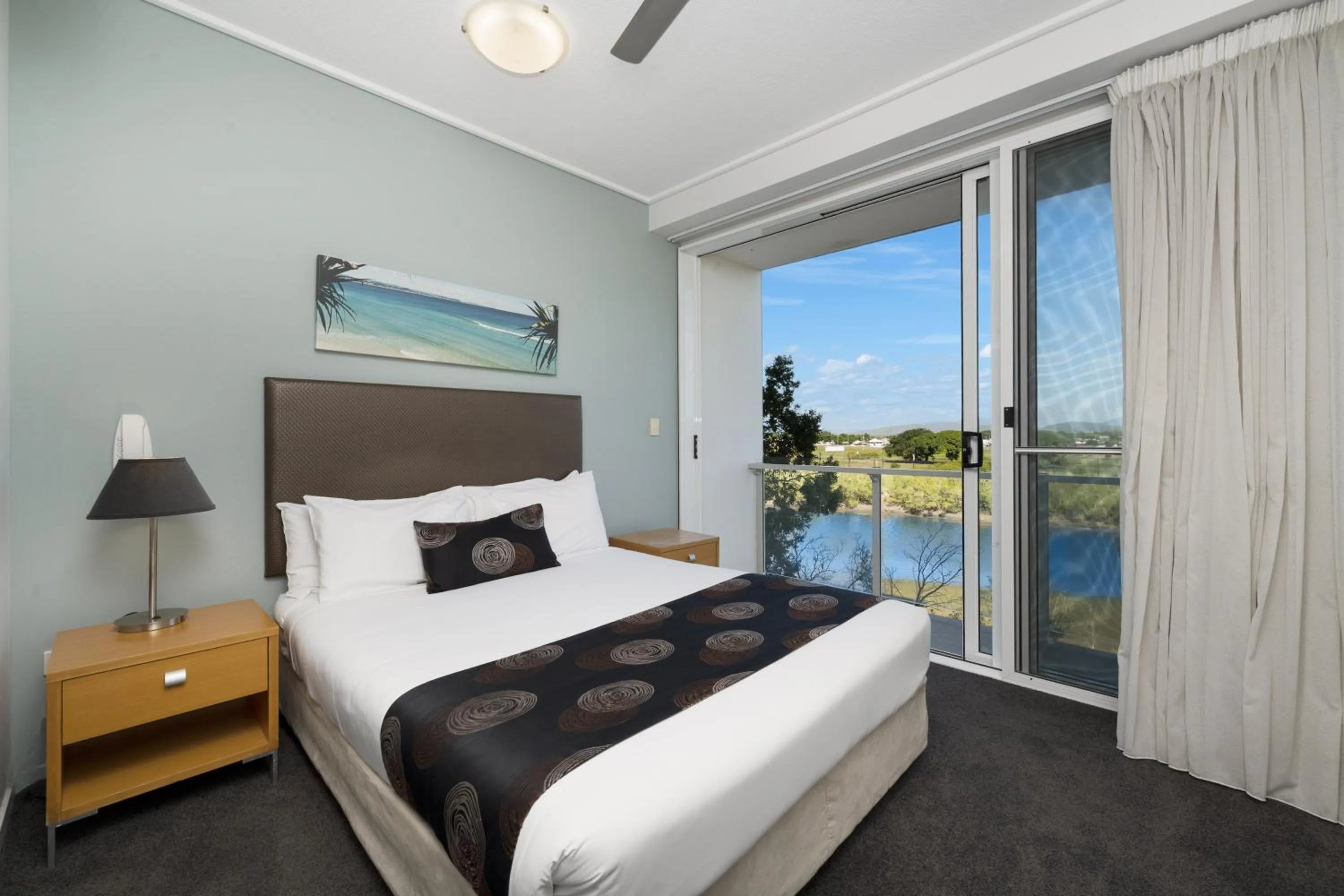 Bed in Central Holborn Apartments