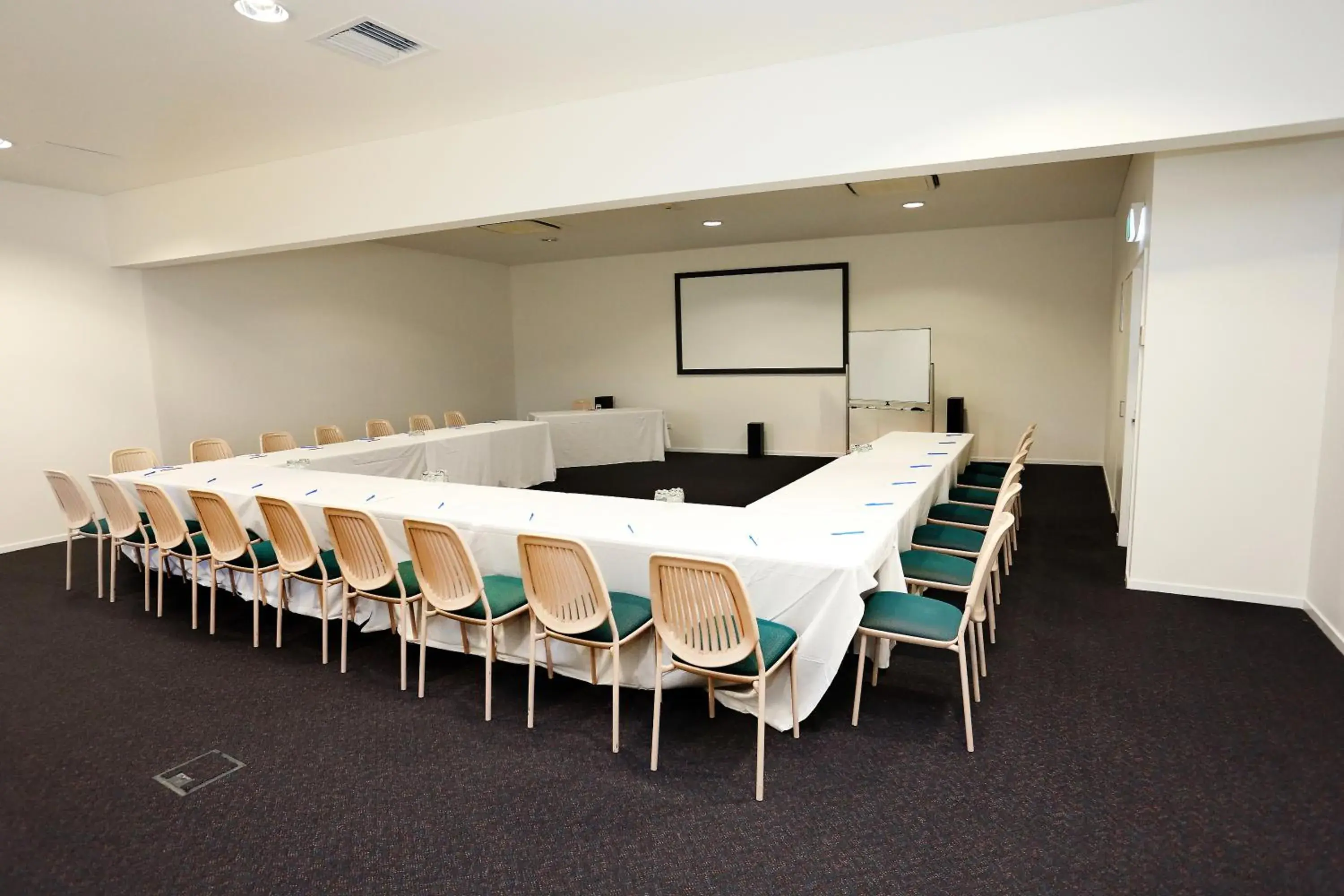 Business facilities in Central Holborn Apartments Business facilities in Central Holborn Apartments