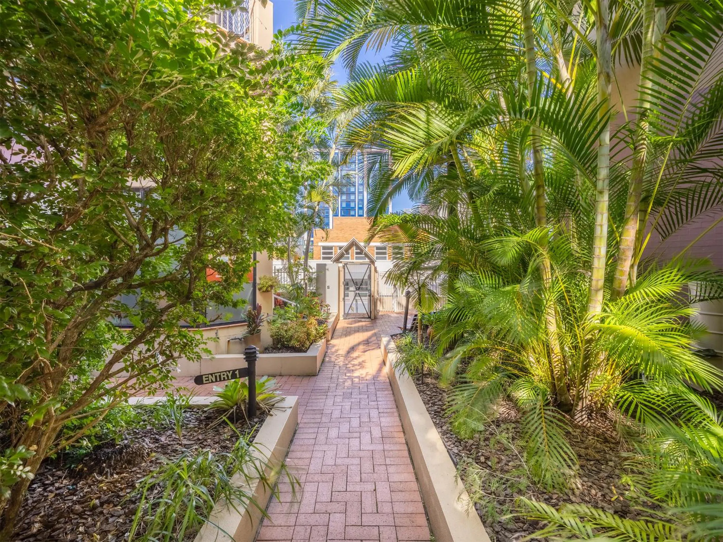 Garden in Spring Hill Gardens Apartments