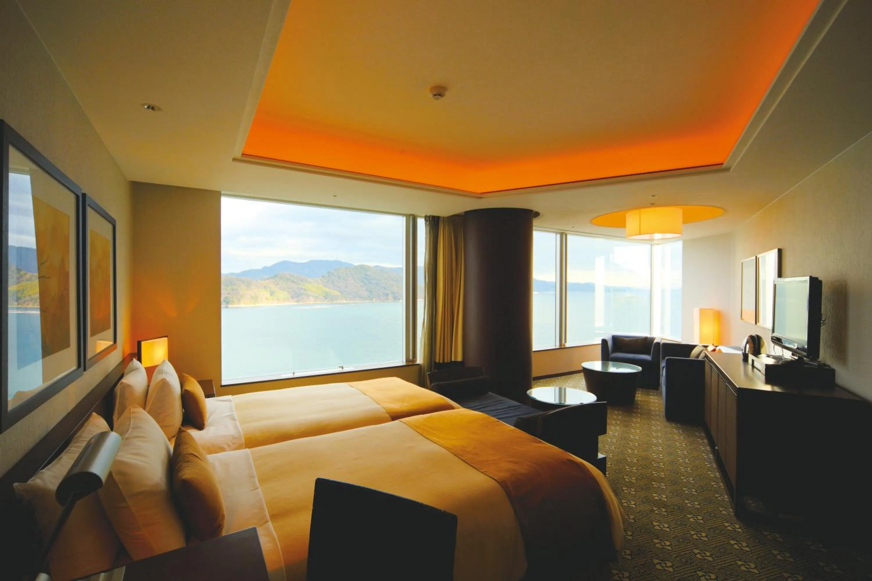 Photo of the whole room, Bed in Grand Prince Hotel Hiroshima