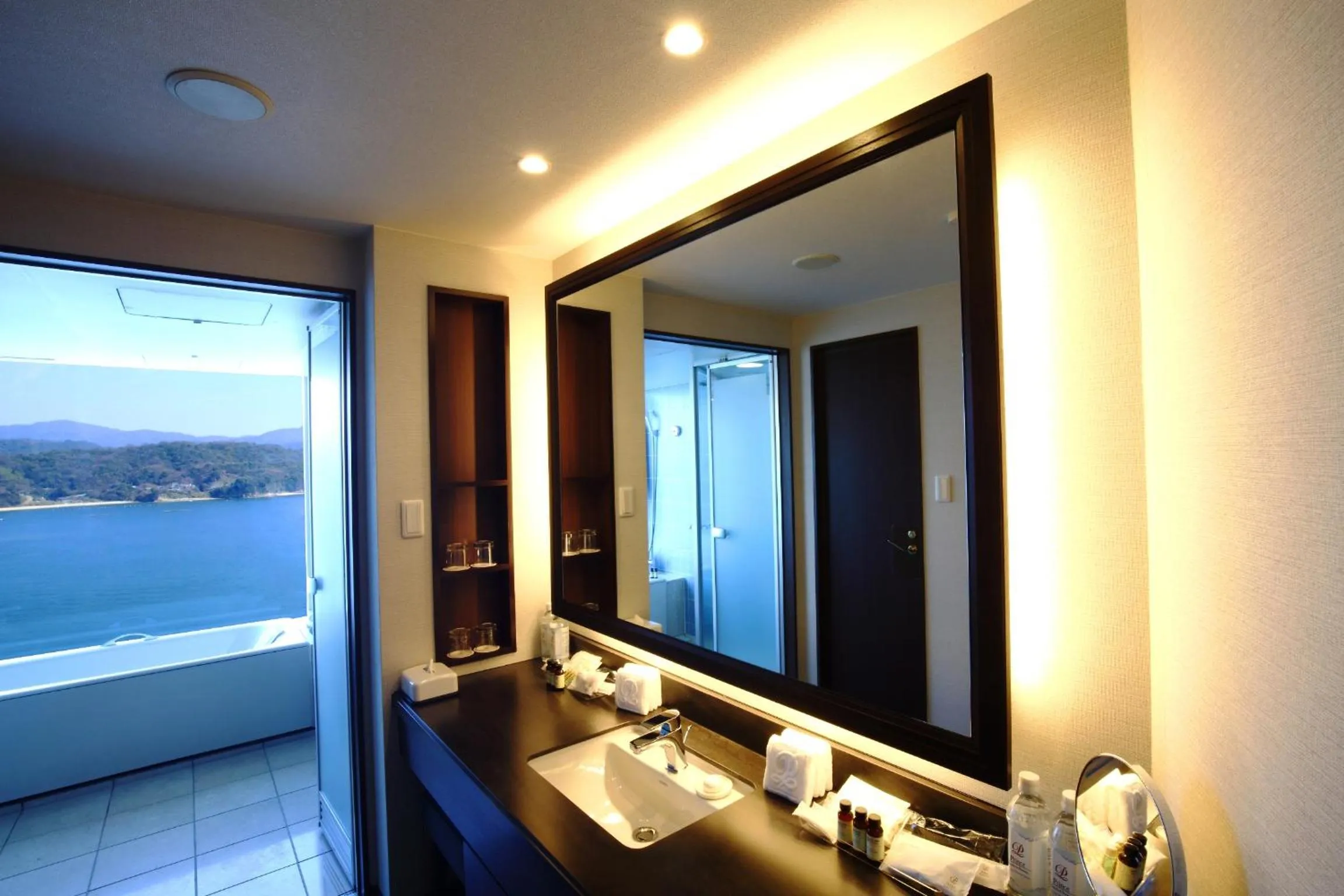 Bathroom in Grand Prince Hotel Hiroshima