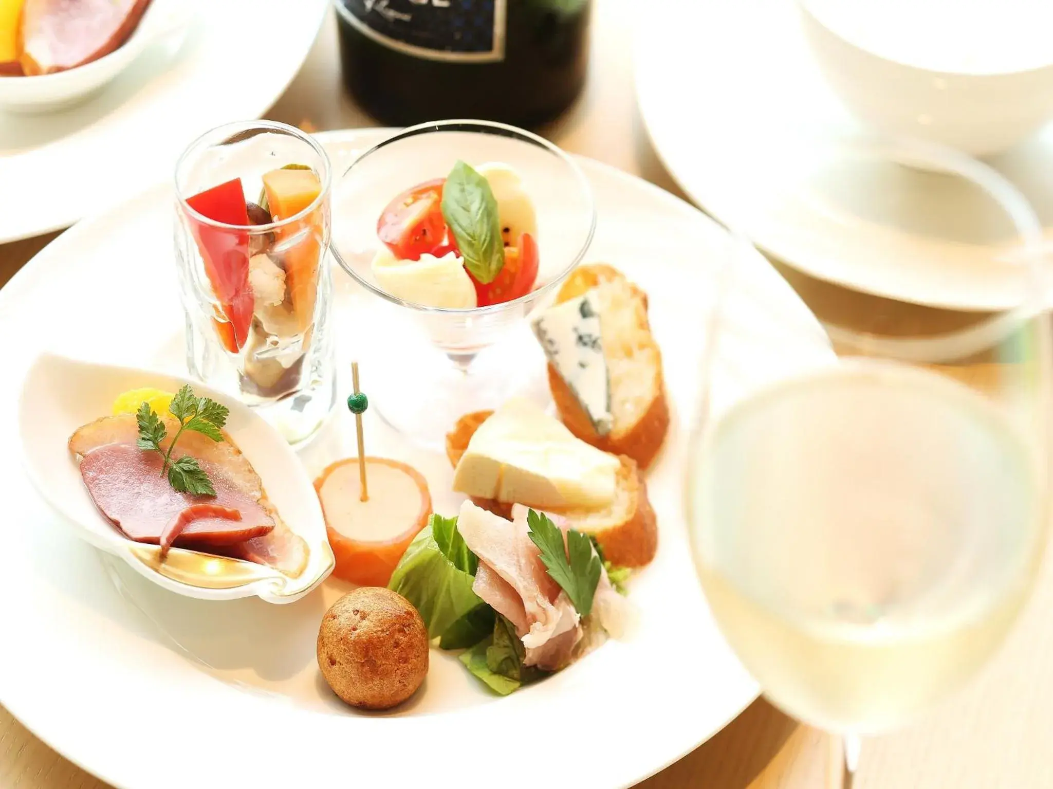 Lounge or bar in Grand Prince Hotel Hiroshima Lounge or bar in Grand Prince Hotel Hiroshima