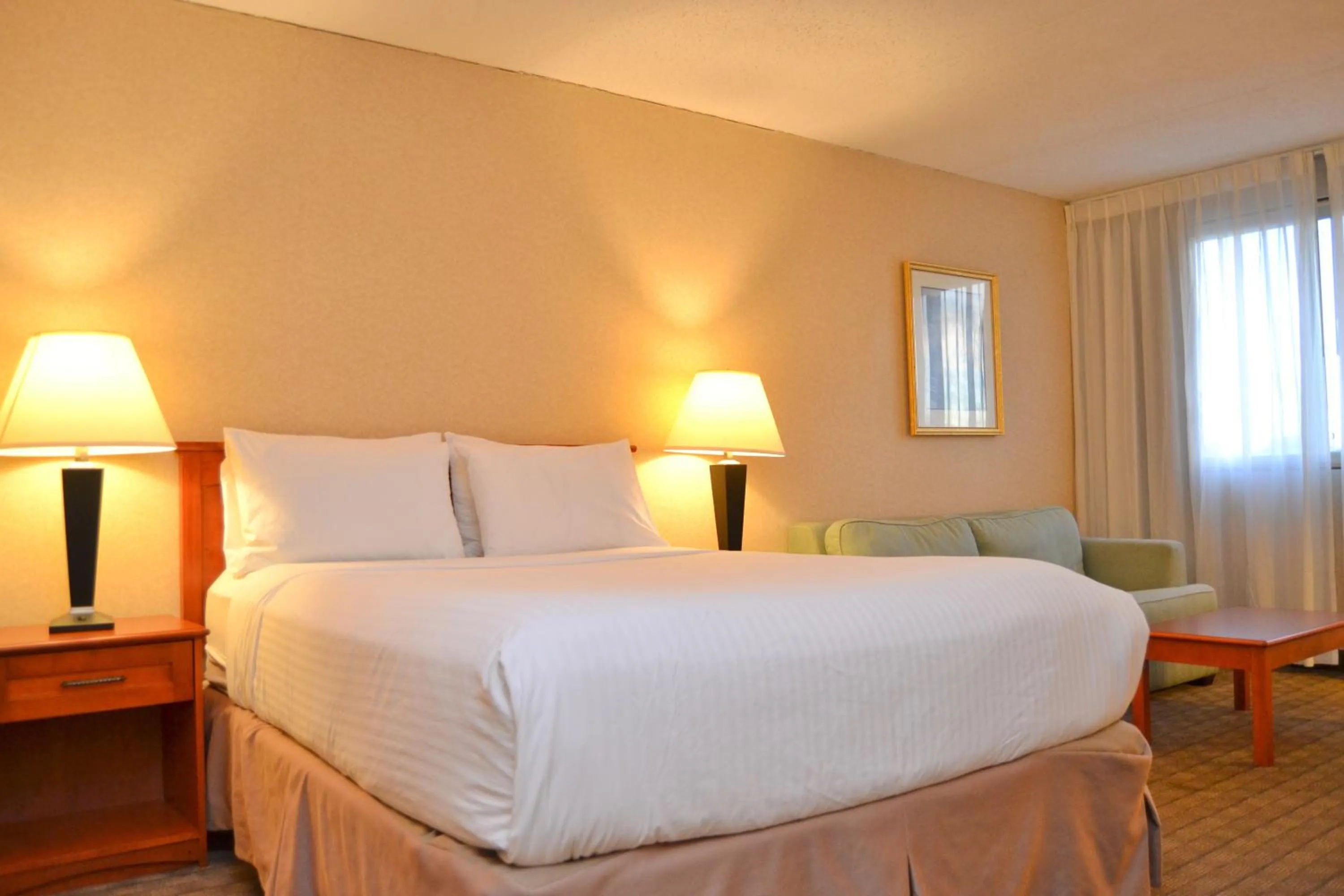 Bed in Amenida Residences, Calgary