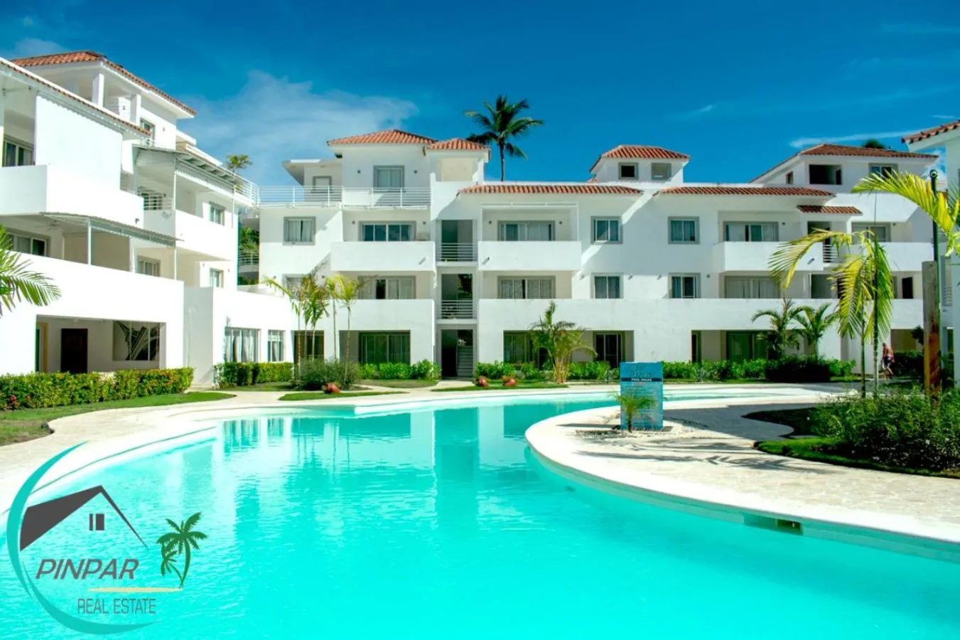Roof Terrace! Sea View Deluxe E2, 2 BR, Pool View