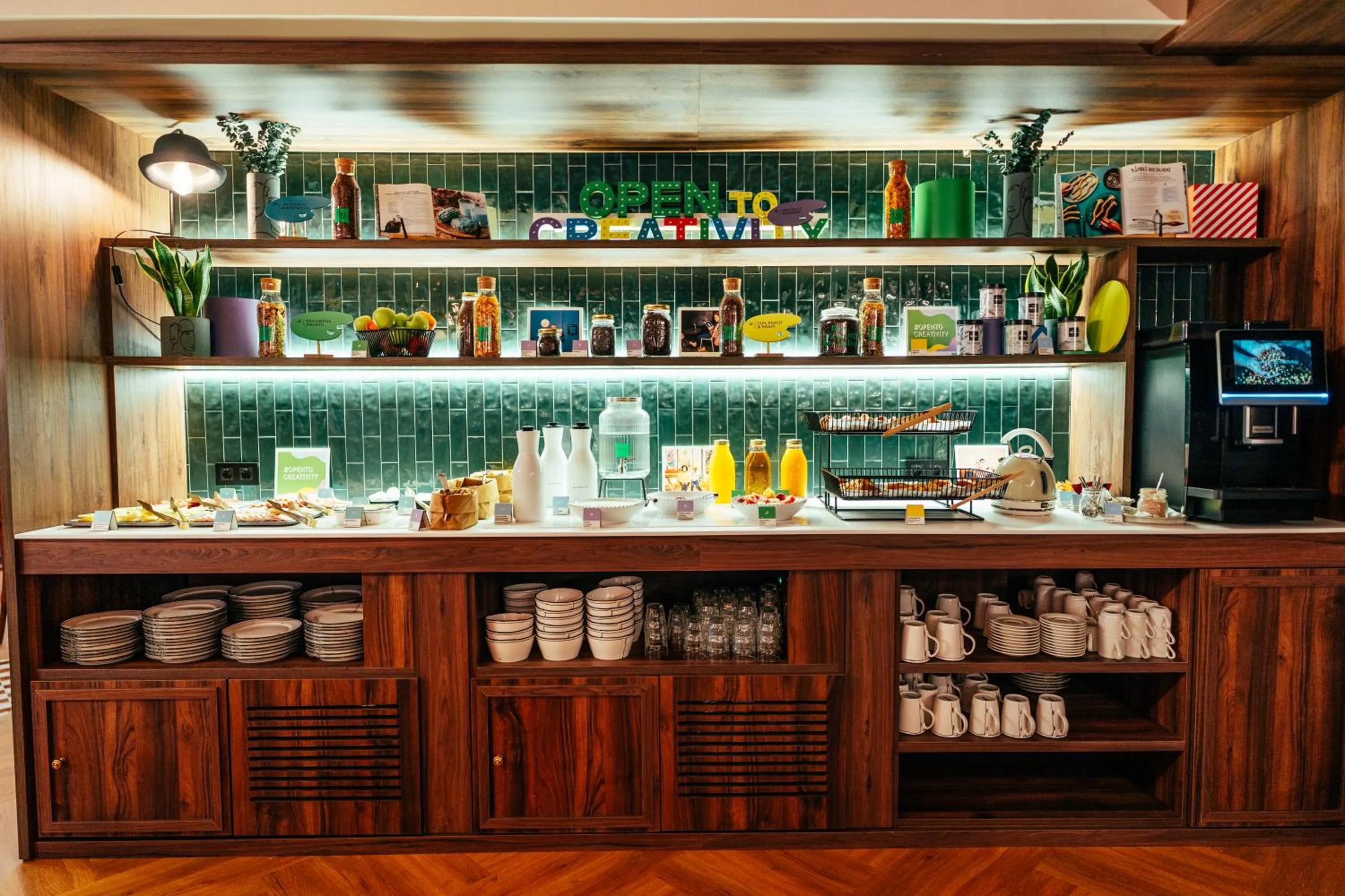 Breakfast in Ibis Styles Madrid Centro Maravillas