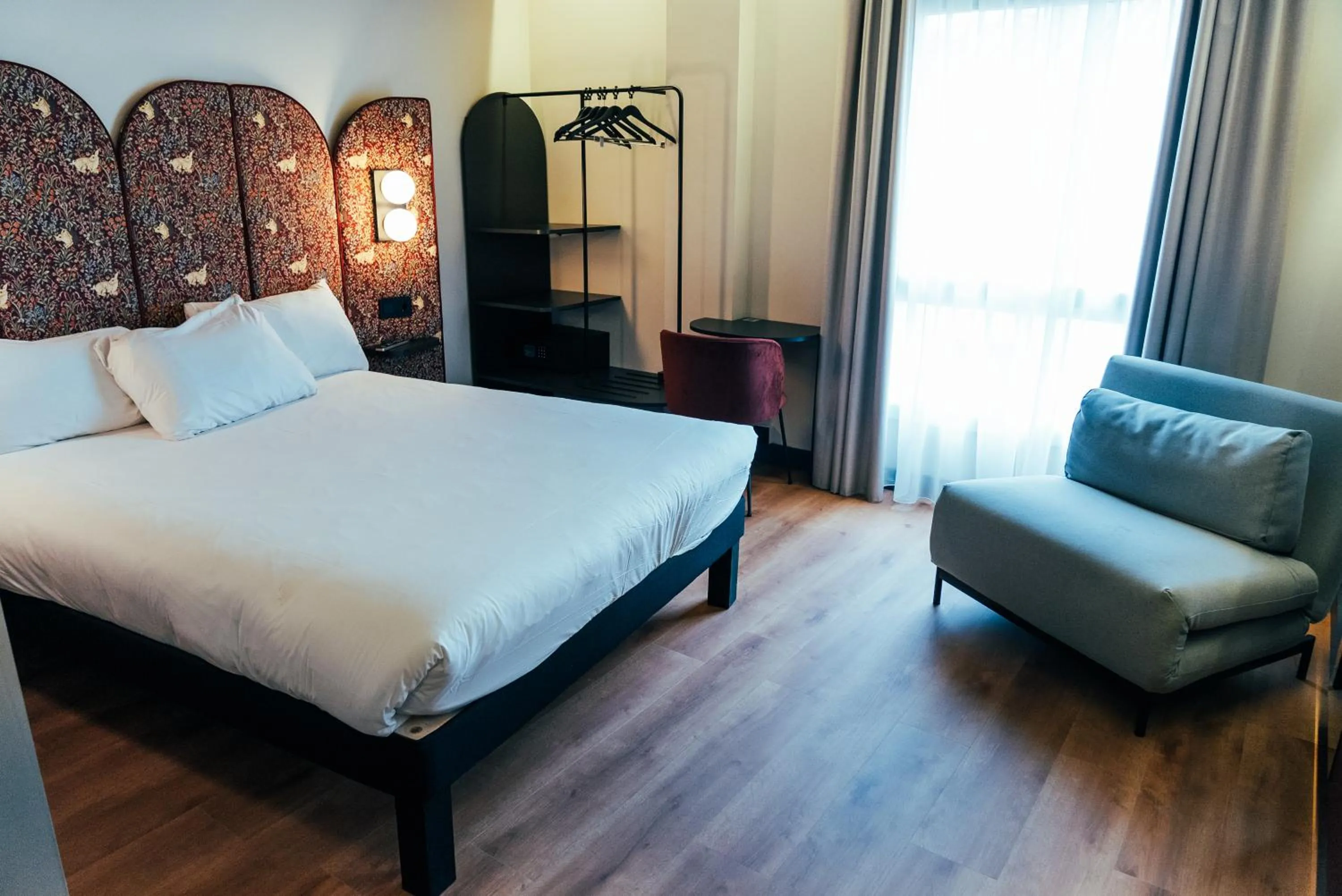 Bed in Ibis Styles Madrid Centro Maravillas