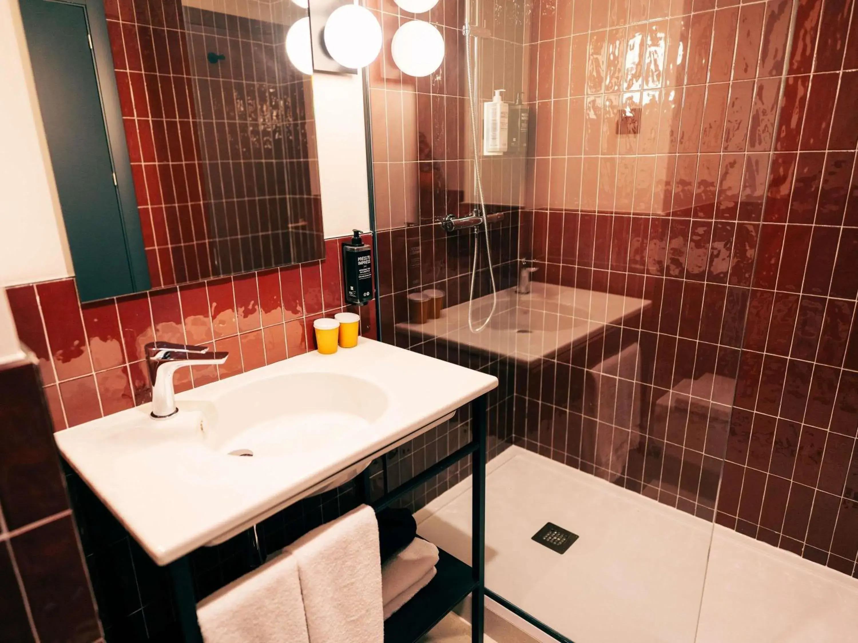 Bedroom in Ibis Styles Madrid Centro Maravillas Bedroom in Ibis Styles Madrid Centro Maravillas