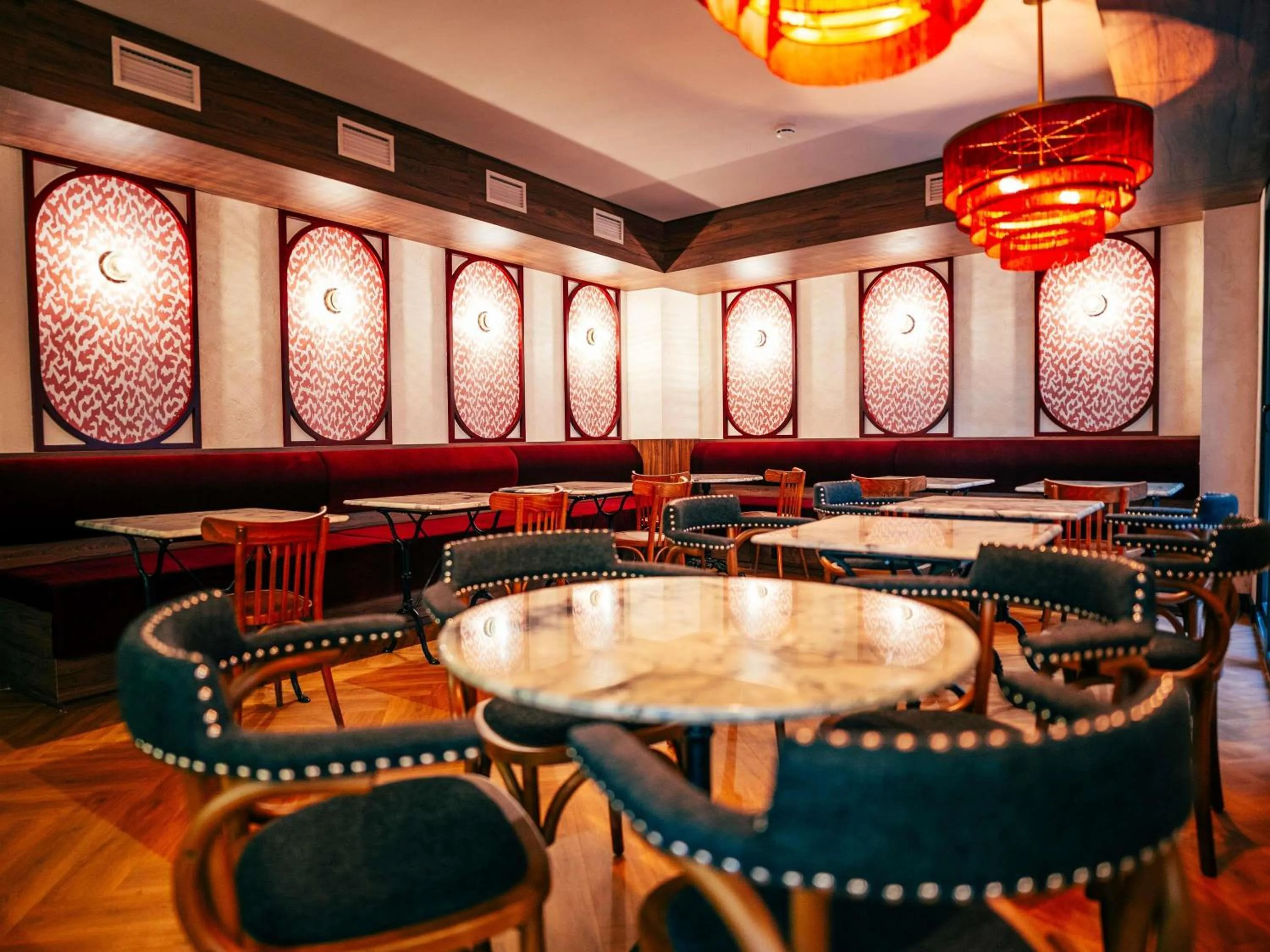 Lounge or bar in Ibis Styles Madrid Centro Maravillas