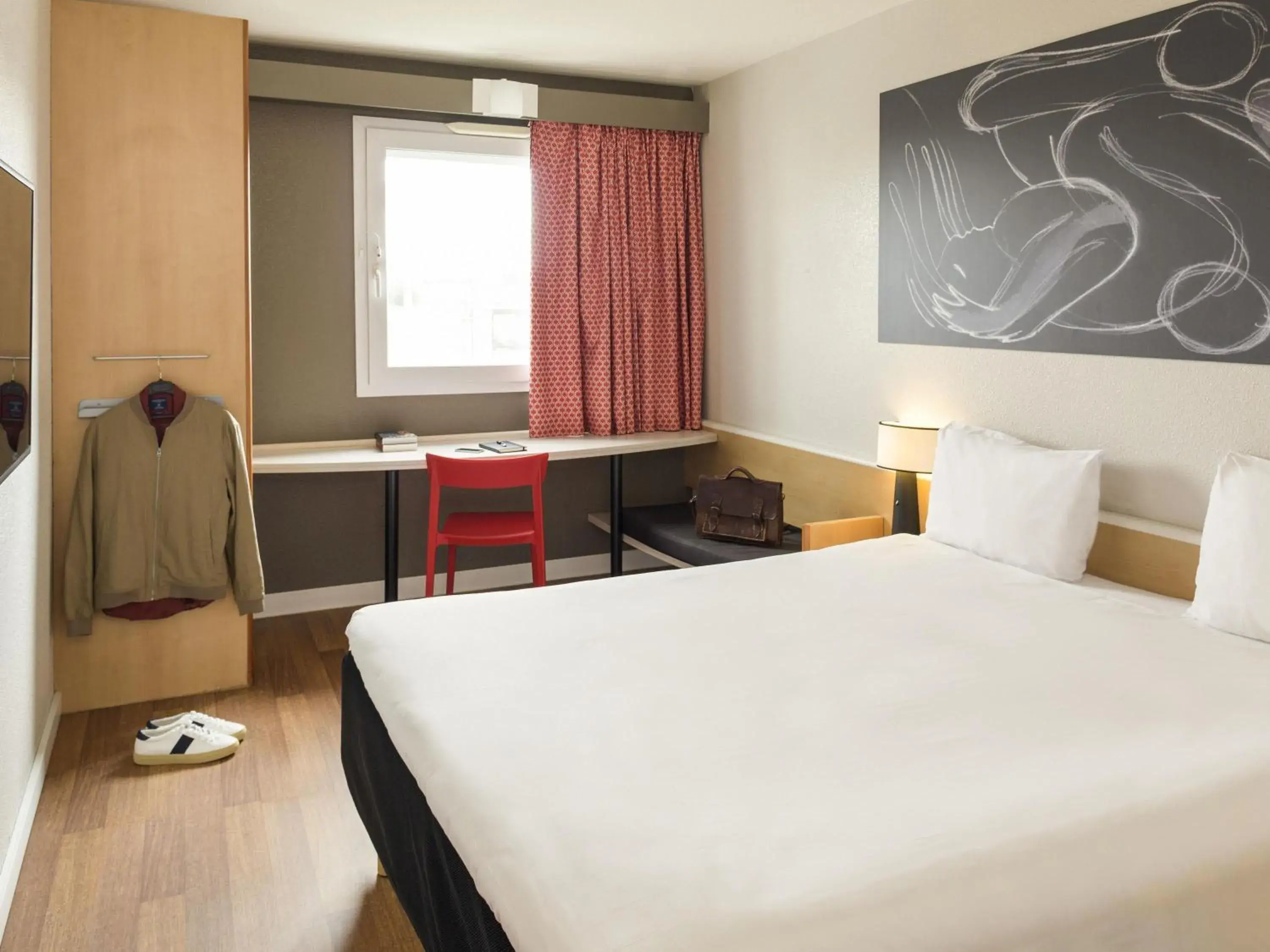 Bedroom, Bed in Ibis Madrid Fuenlabrada Bedroom, Bed in Ibis Madrid Fuenlabrada