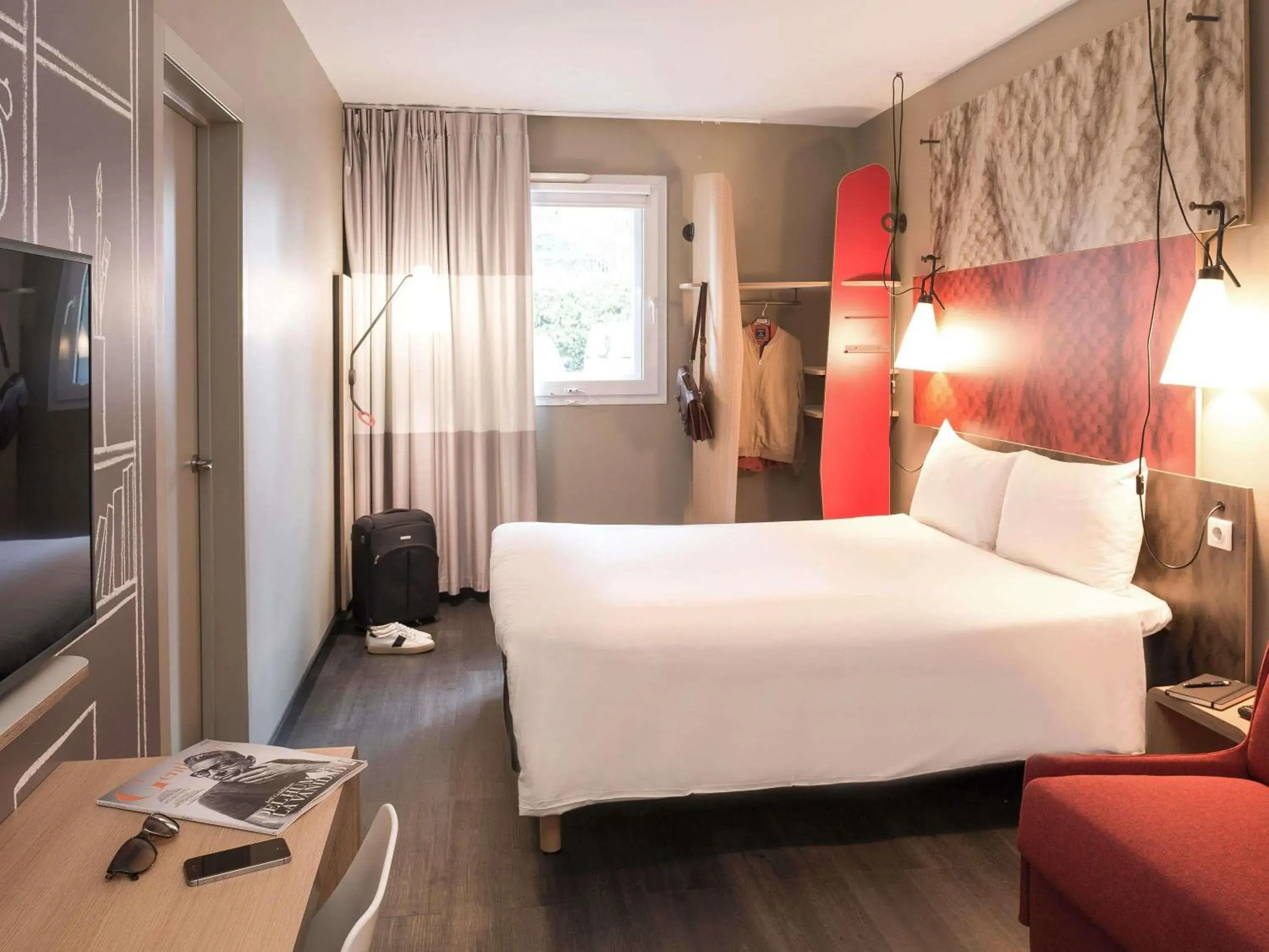 Property building, Bed in Ibis Madrid Fuenlabrada Property building, Bed in Ibis Madrid Fuenlabrada