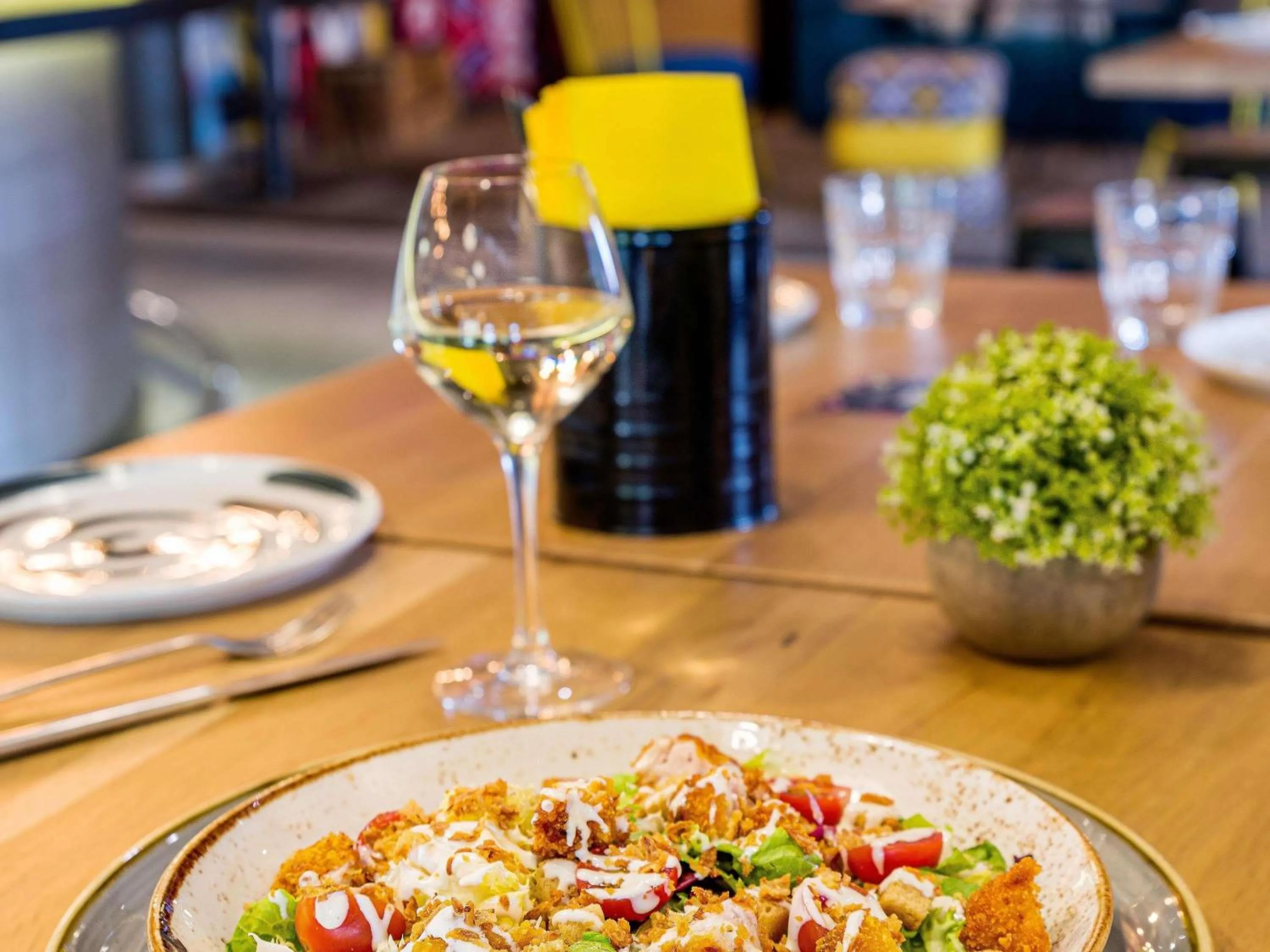 Restaurant/places to eat in Ibis Madrid Fuenlabrada