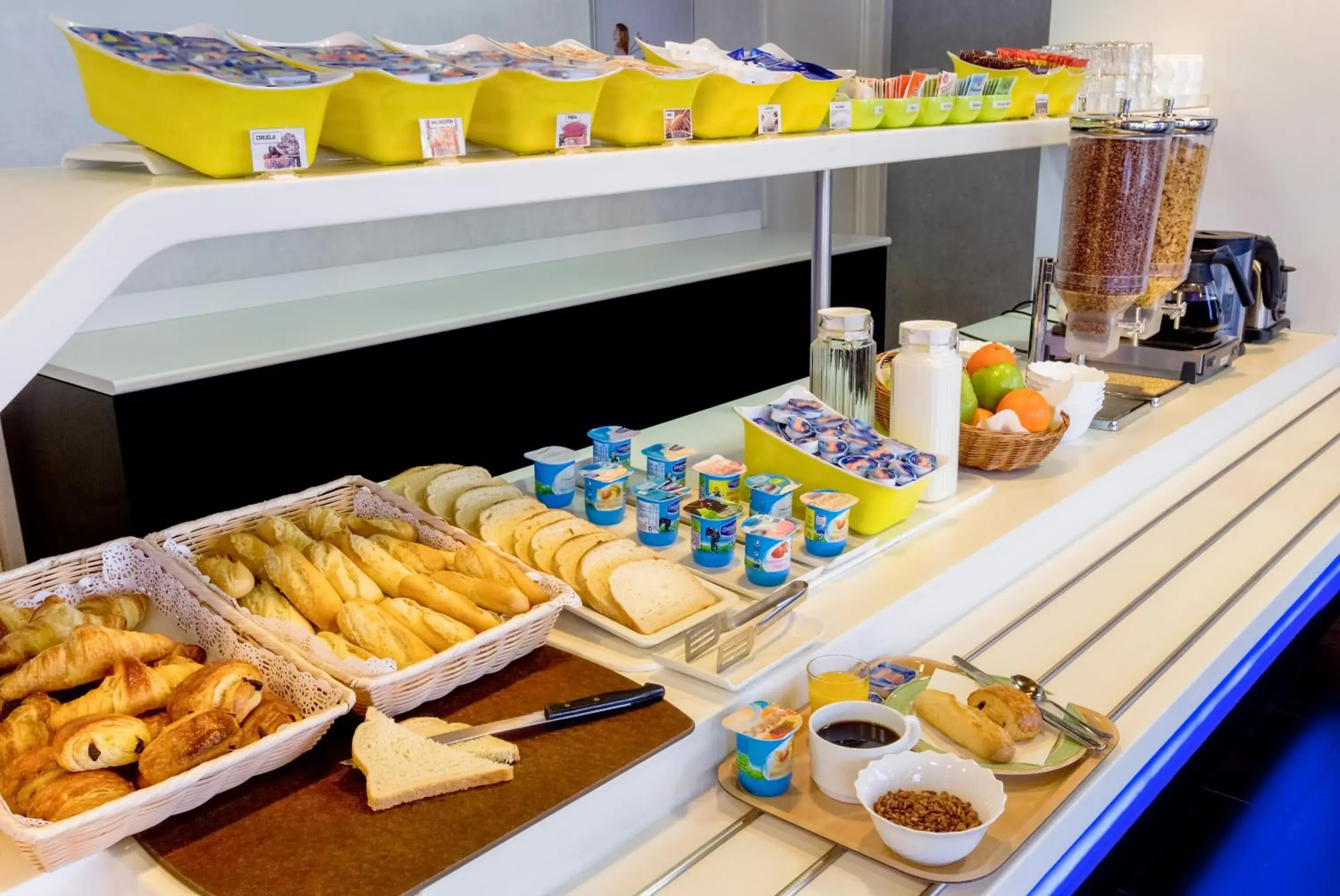 Buffet breakfast in Ibis Budget Madrid Alcalá de Henares La Dehesa Buffet breakfast in Ibis Budget Madrid Alcalá de Henares La Dehesa