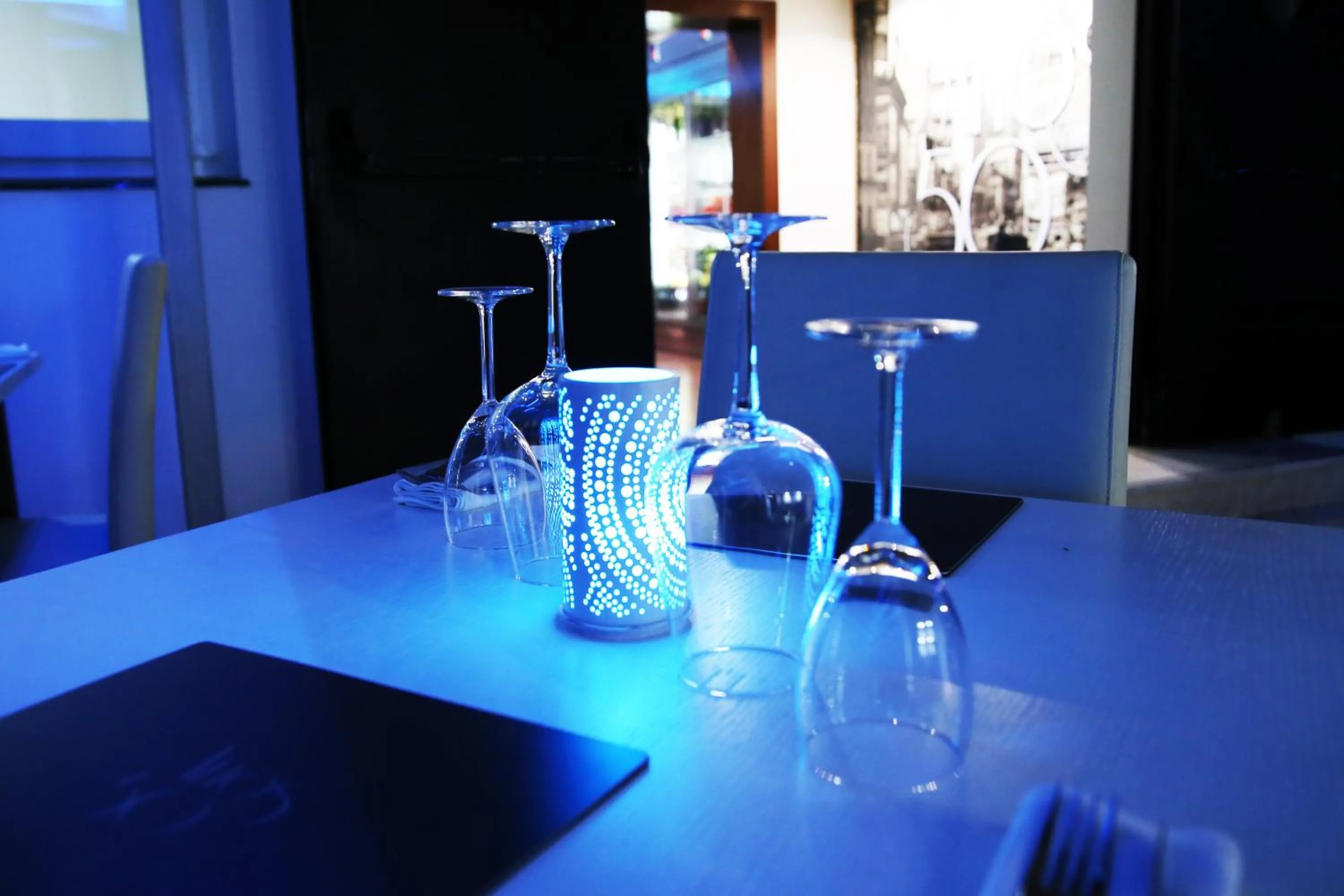 Restaurant/places to eat in Hotel Años 50