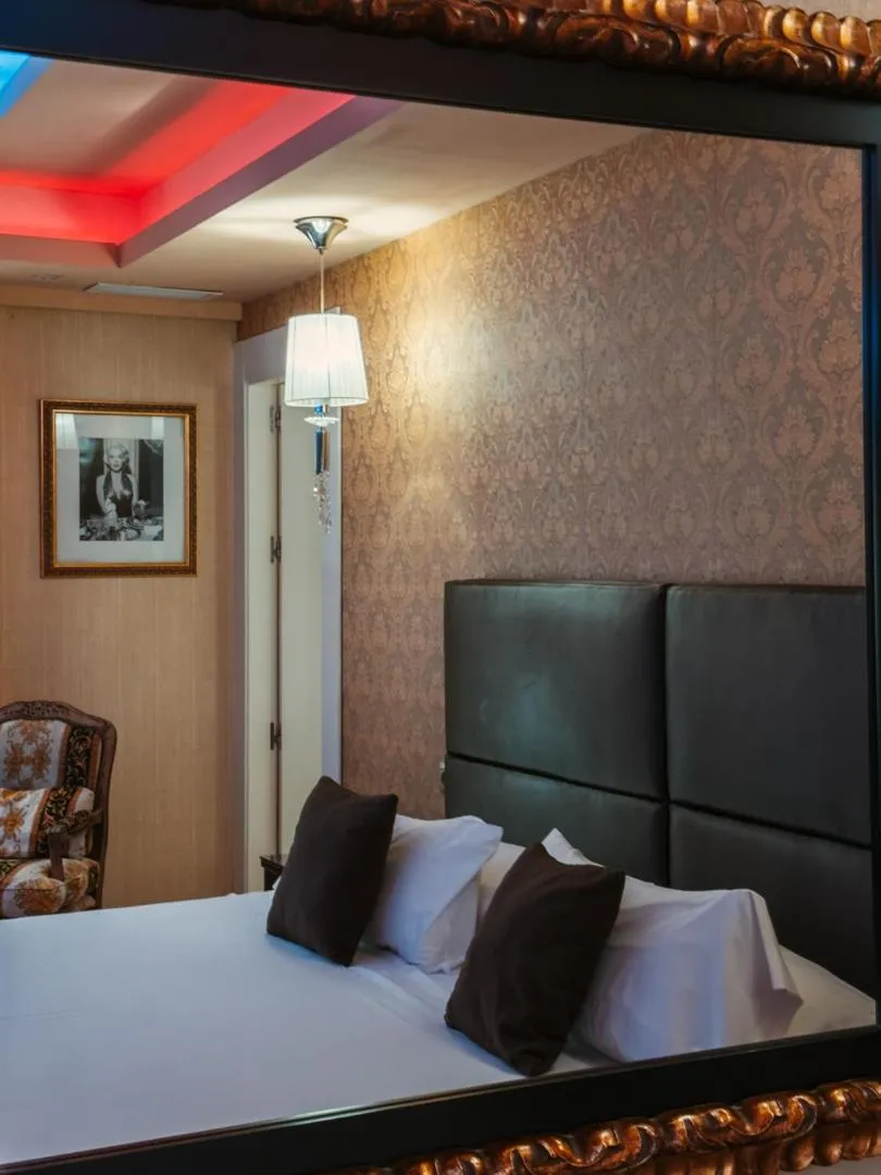 Bed in Hotel Años 50