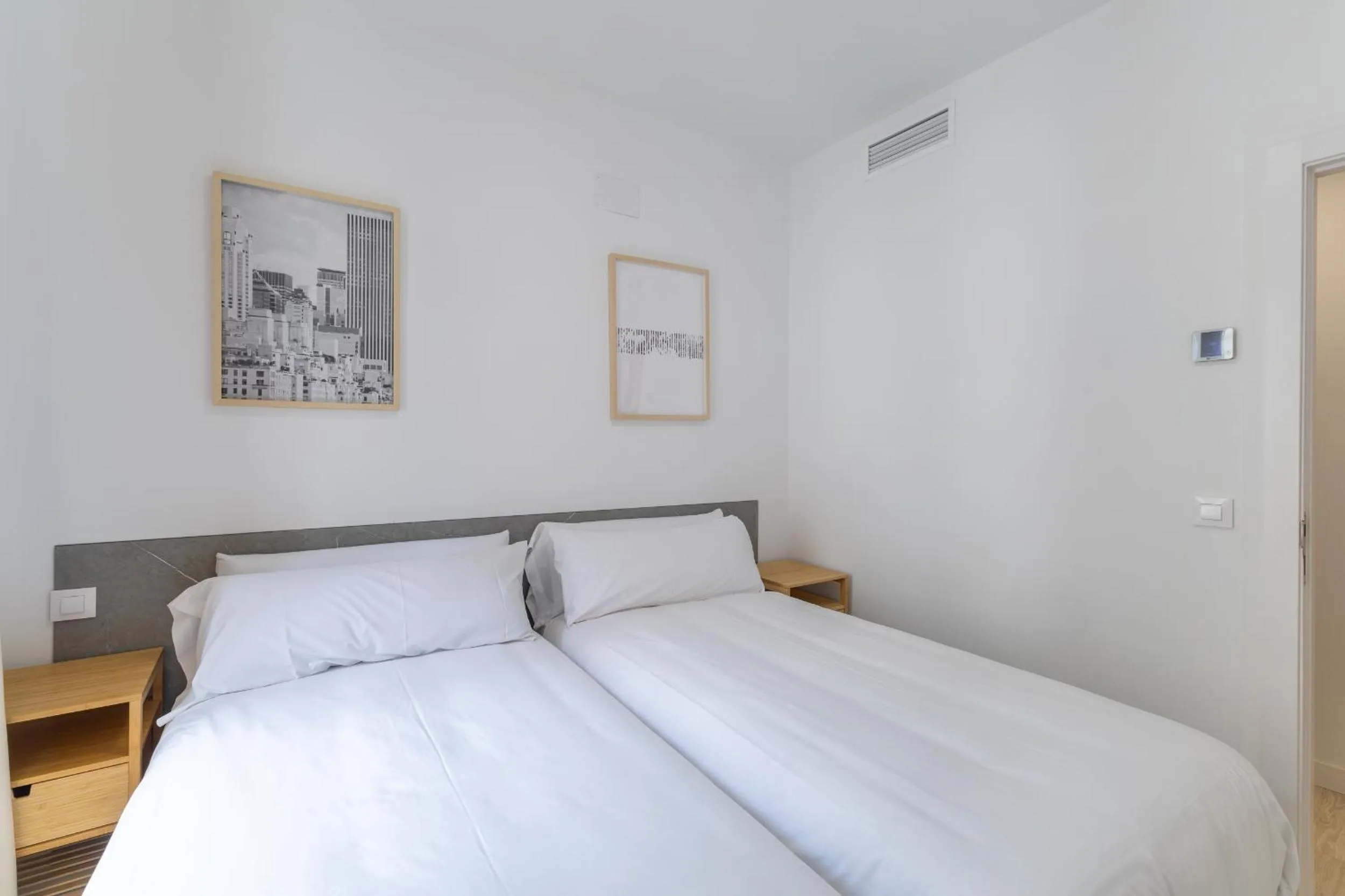 Bed in Apartamentos Madrid