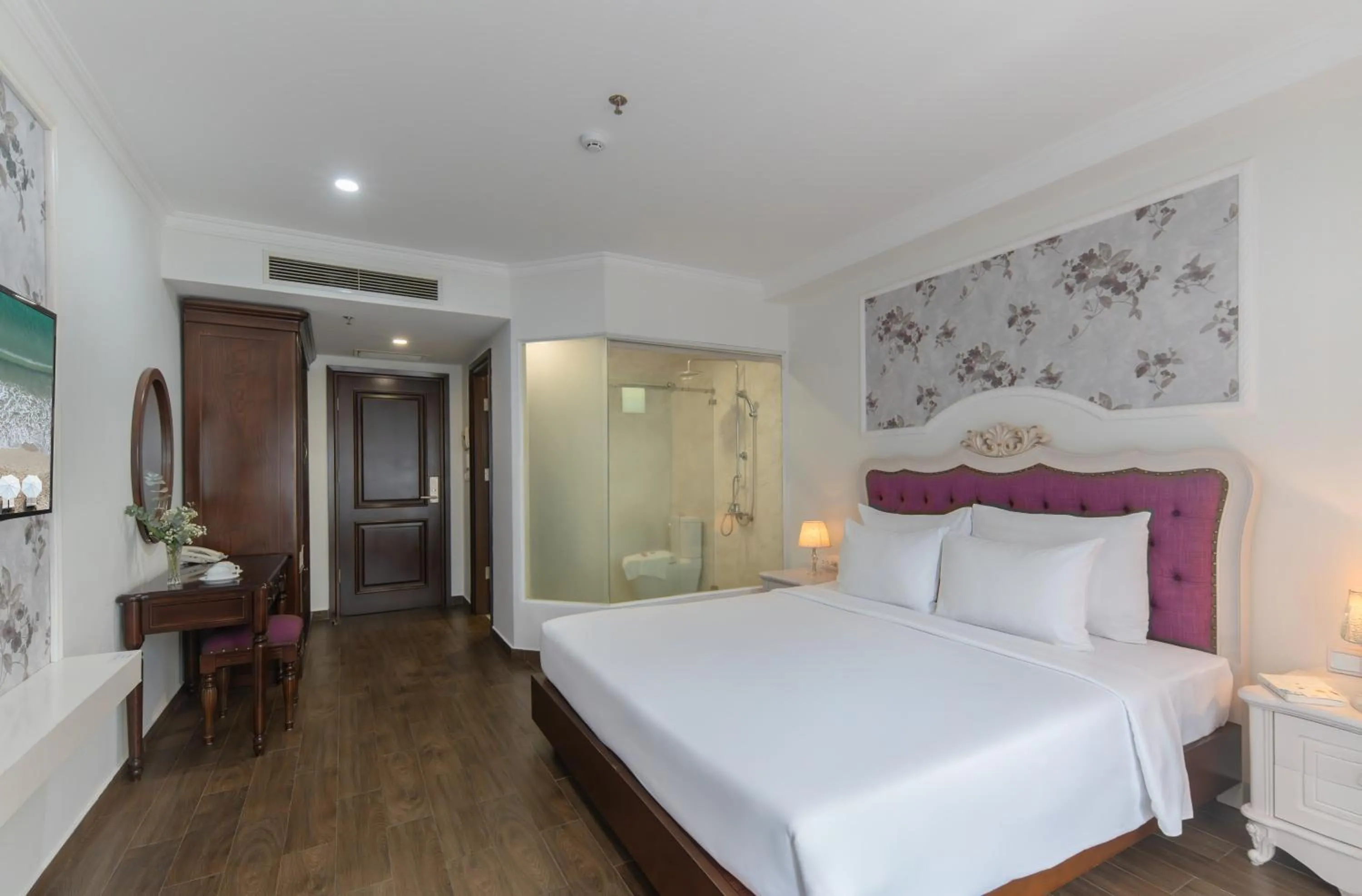 Bed in Bonjour Nha Trang Hotel