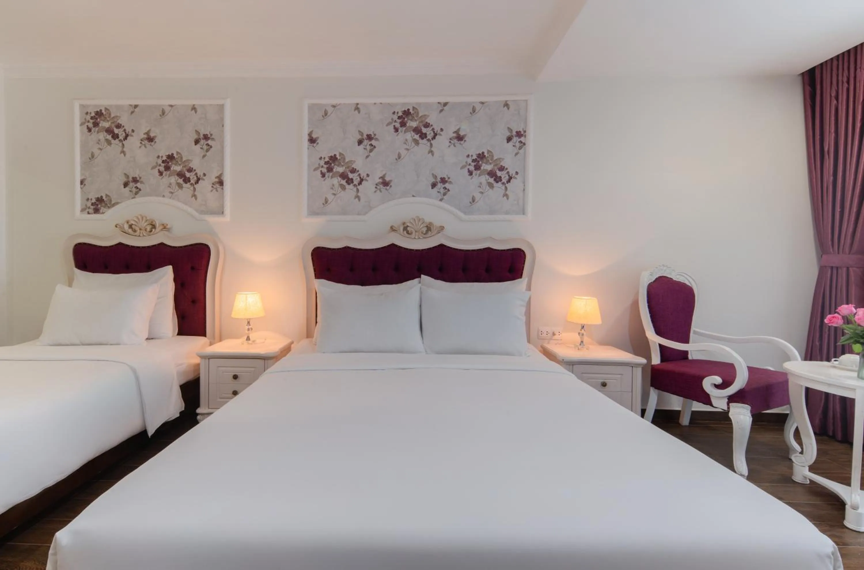 Bed in Bonjour Nha Trang Hotel