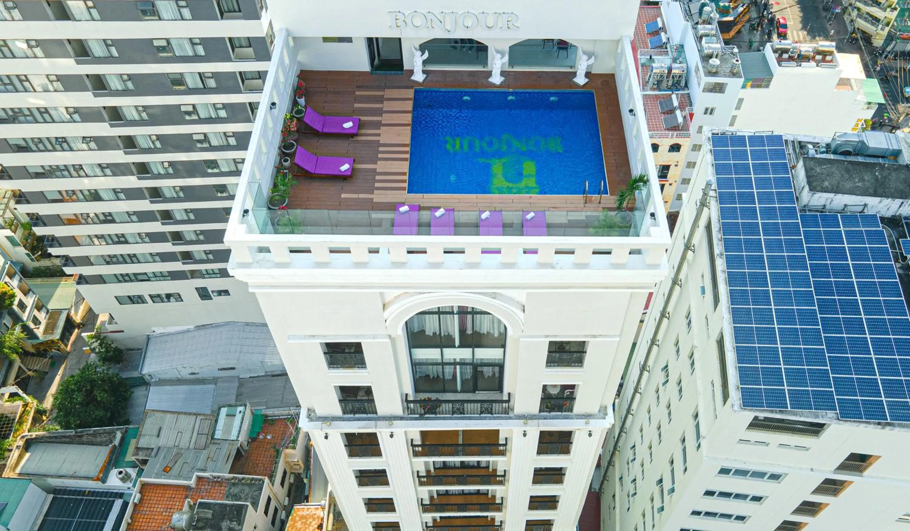 Property building in Bonjour Nha Trang Hotel