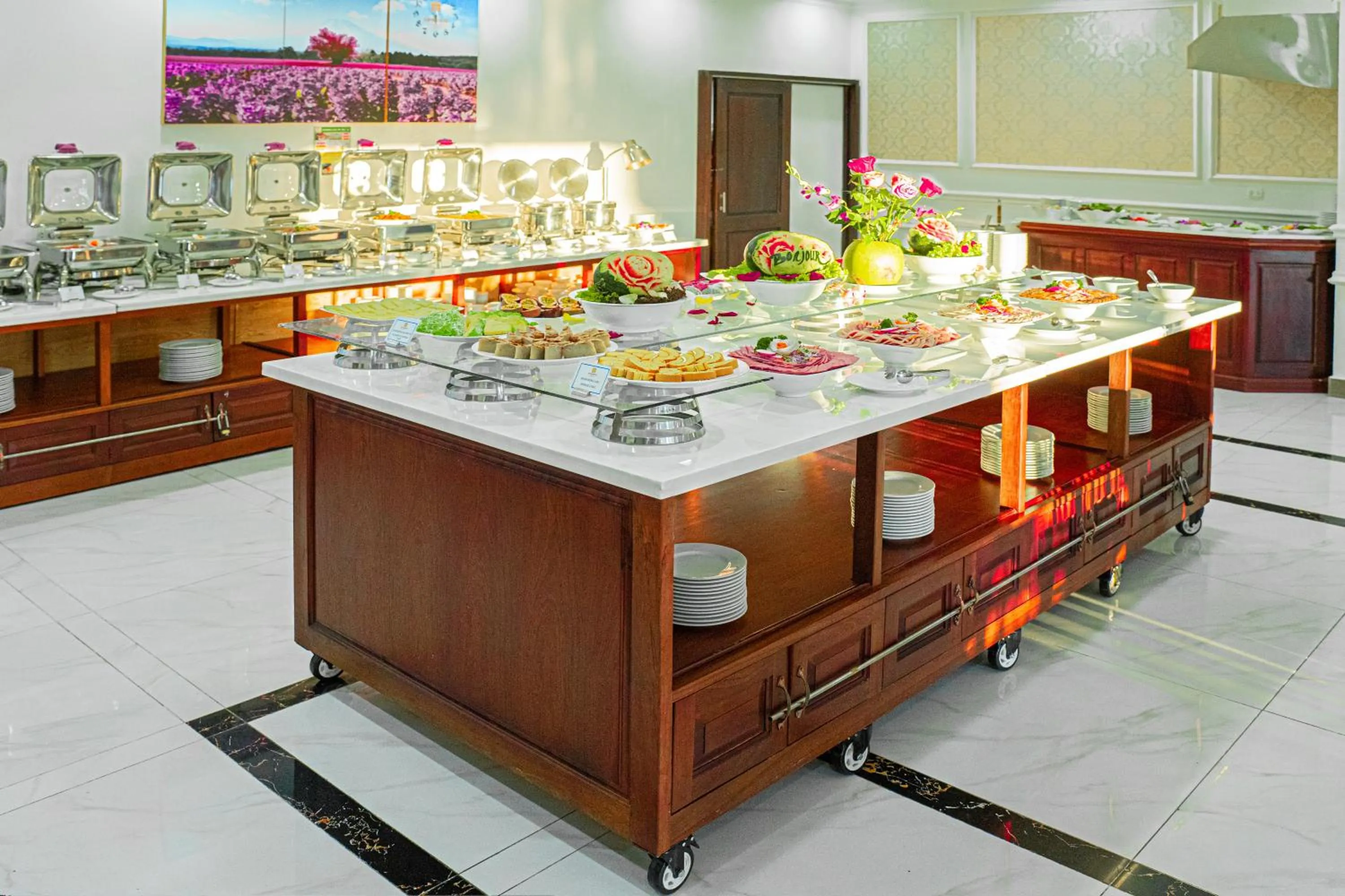 Restaurant/places to eat in Bonjour Nha Trang Hotel