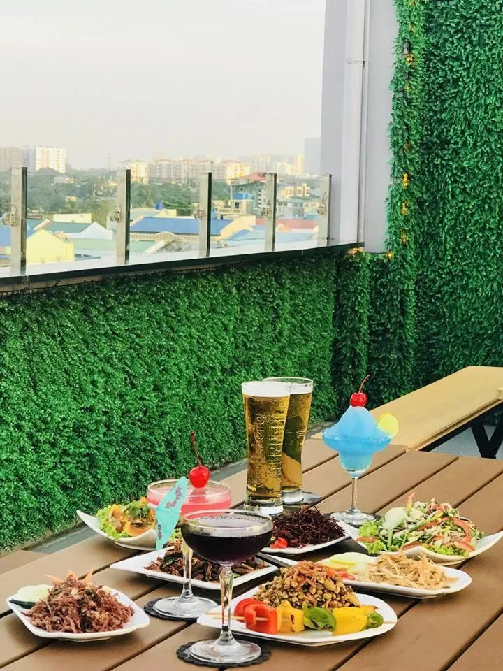 Hotel Broadway Yangon