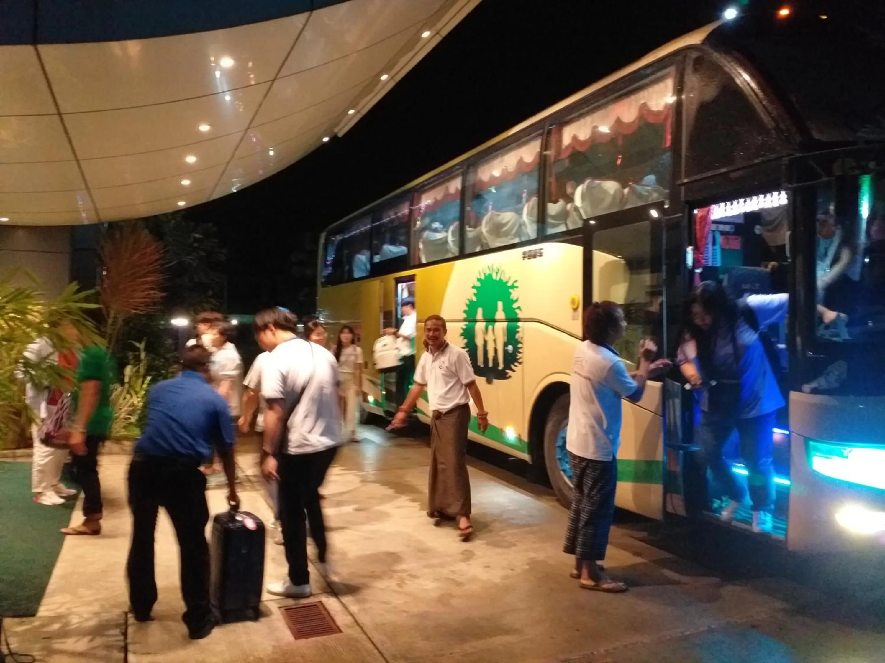 Hotel Broadway Yangon