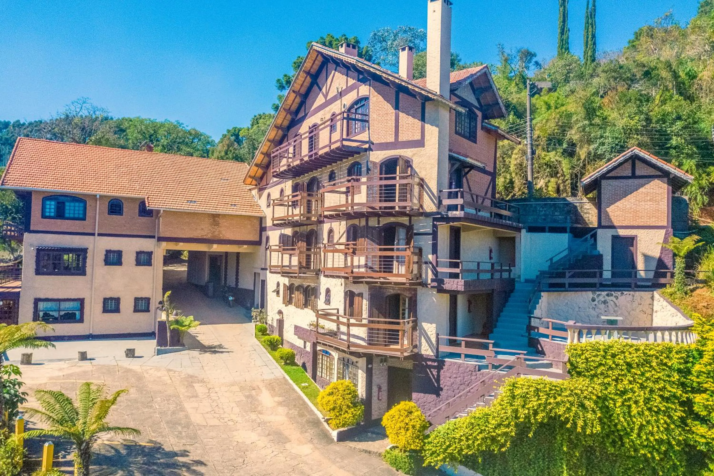 Property building in VELINN Pousada Villa Do Sol