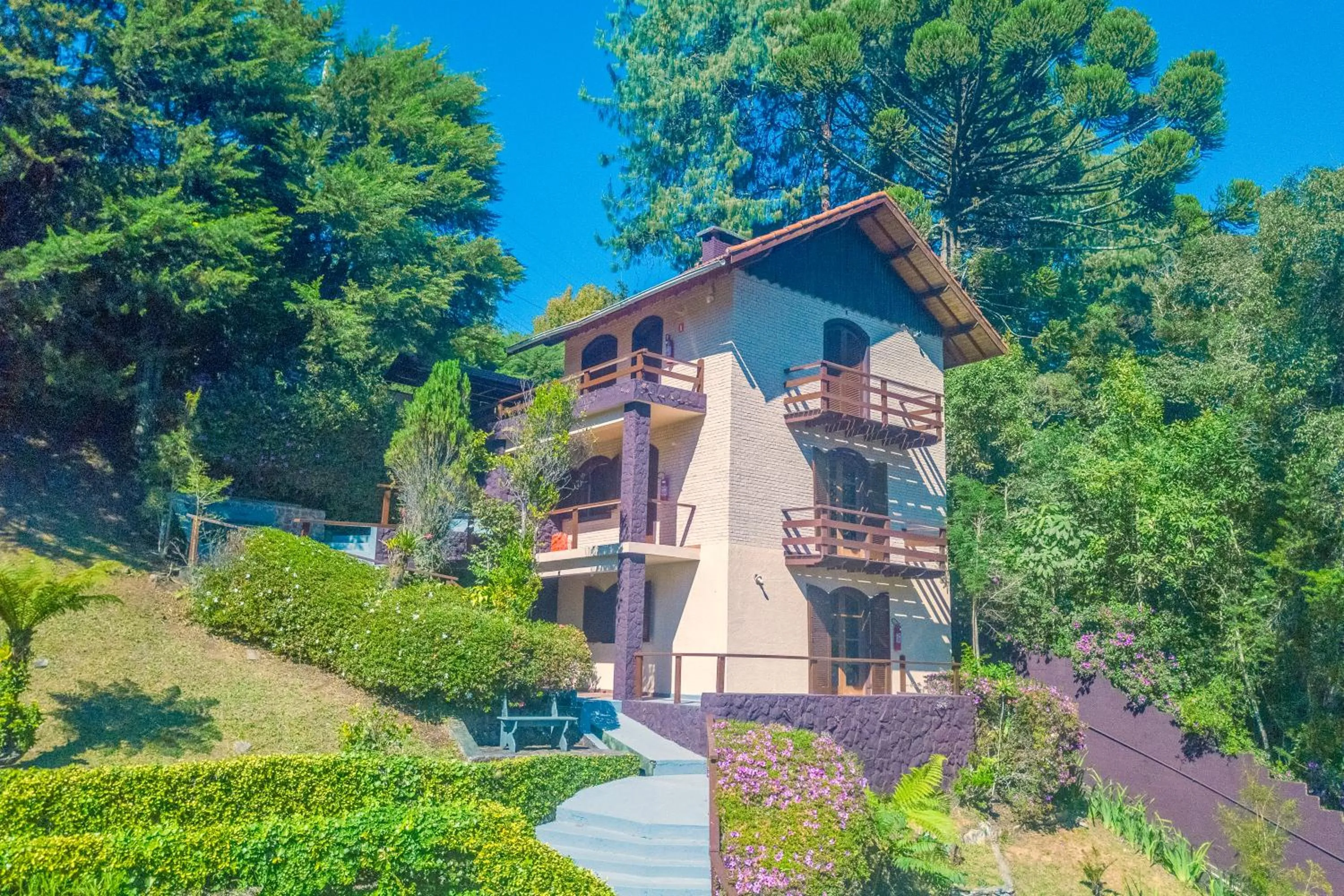 Property building in VELINN Pousada Villa Do Sol