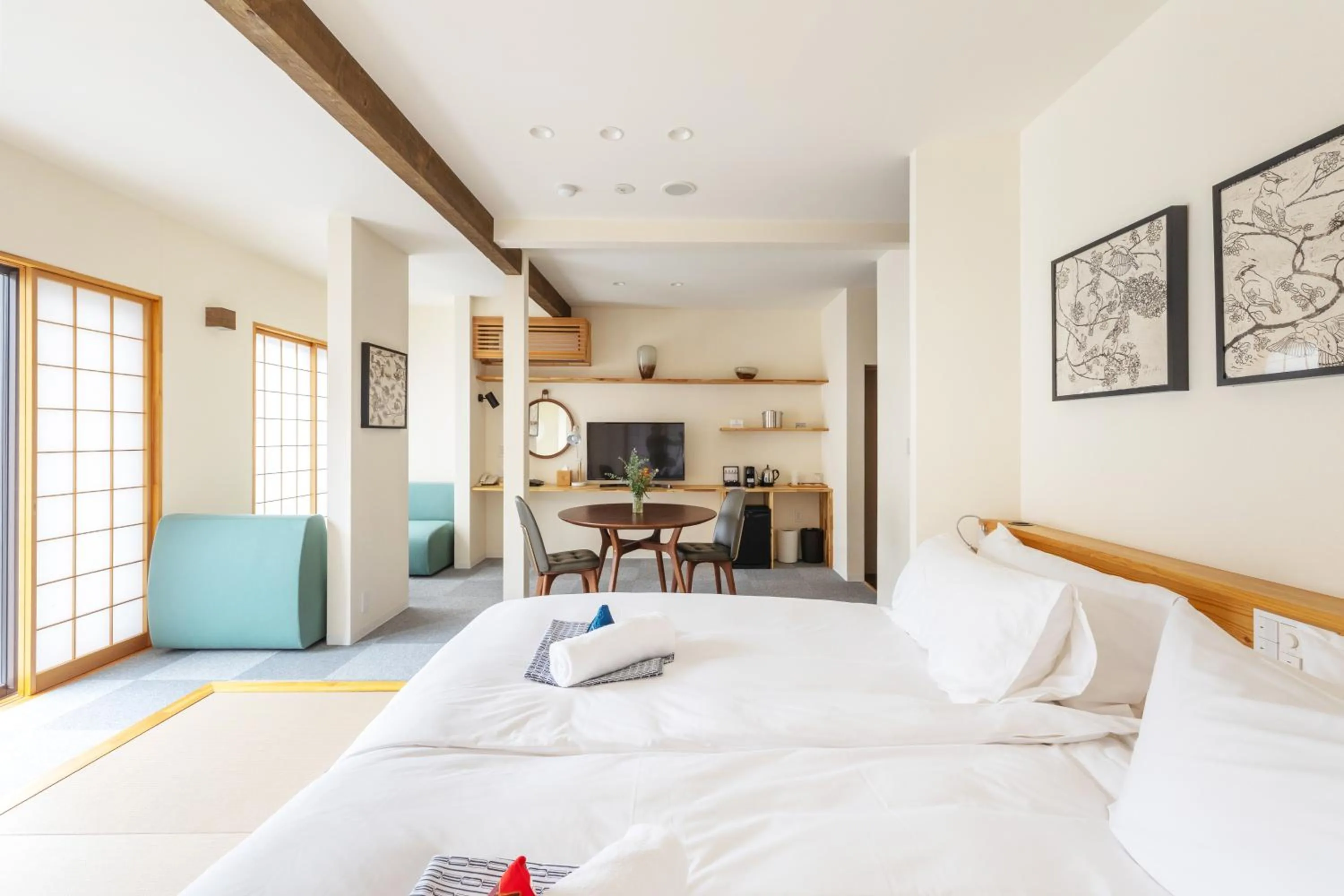 Photo of the whole room, Bed in Residence Yasushi