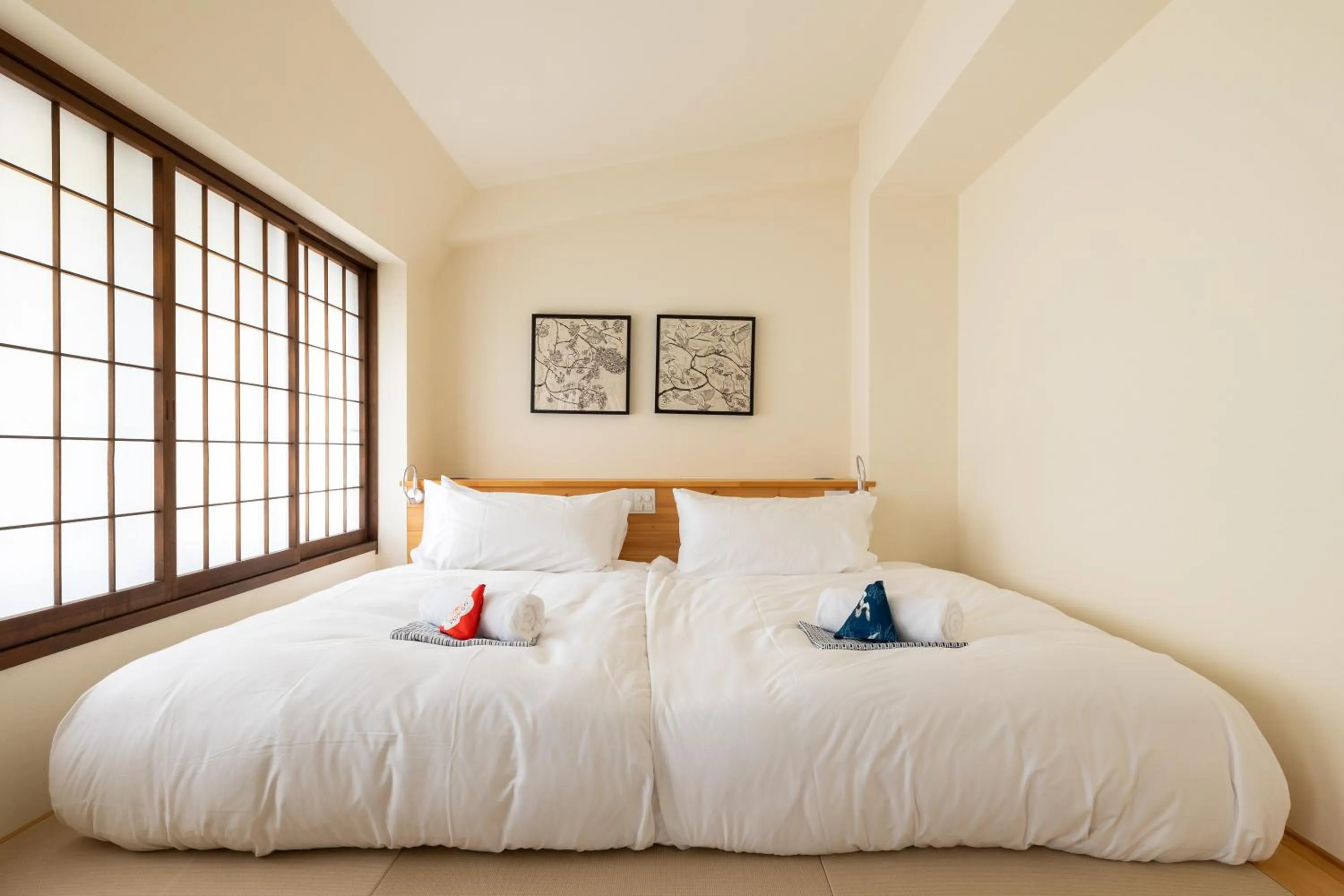 Bed in Residence Yasushi