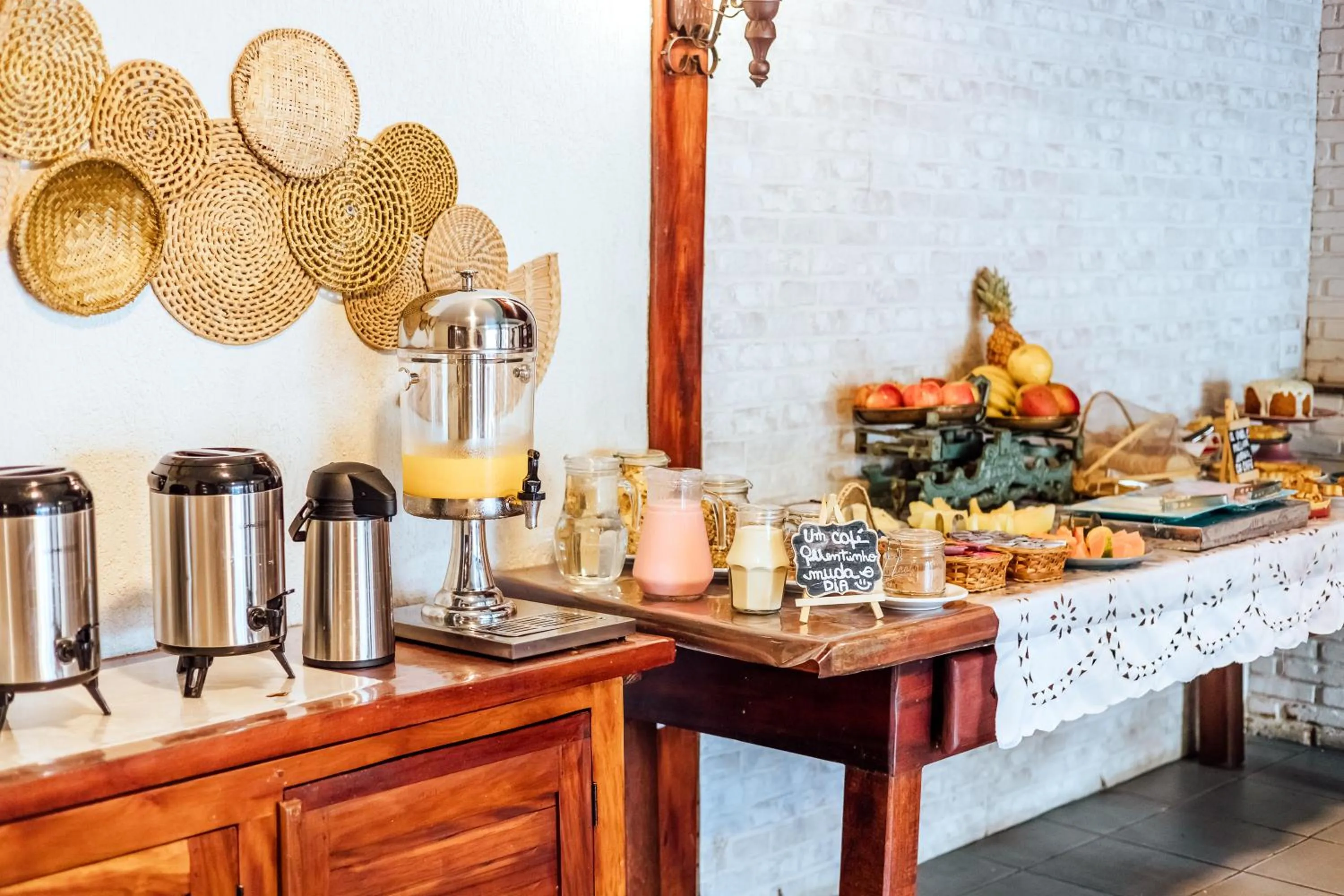 Breakfast in VELINN Pousada Santa Tereza