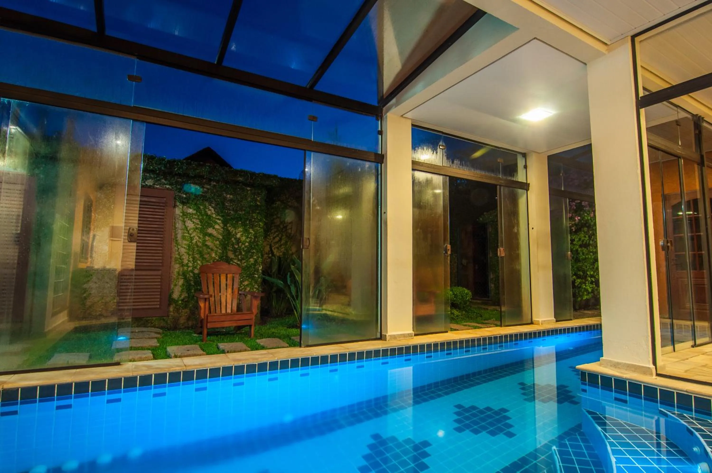 Swimming pool in Pousada Aguia Dourada