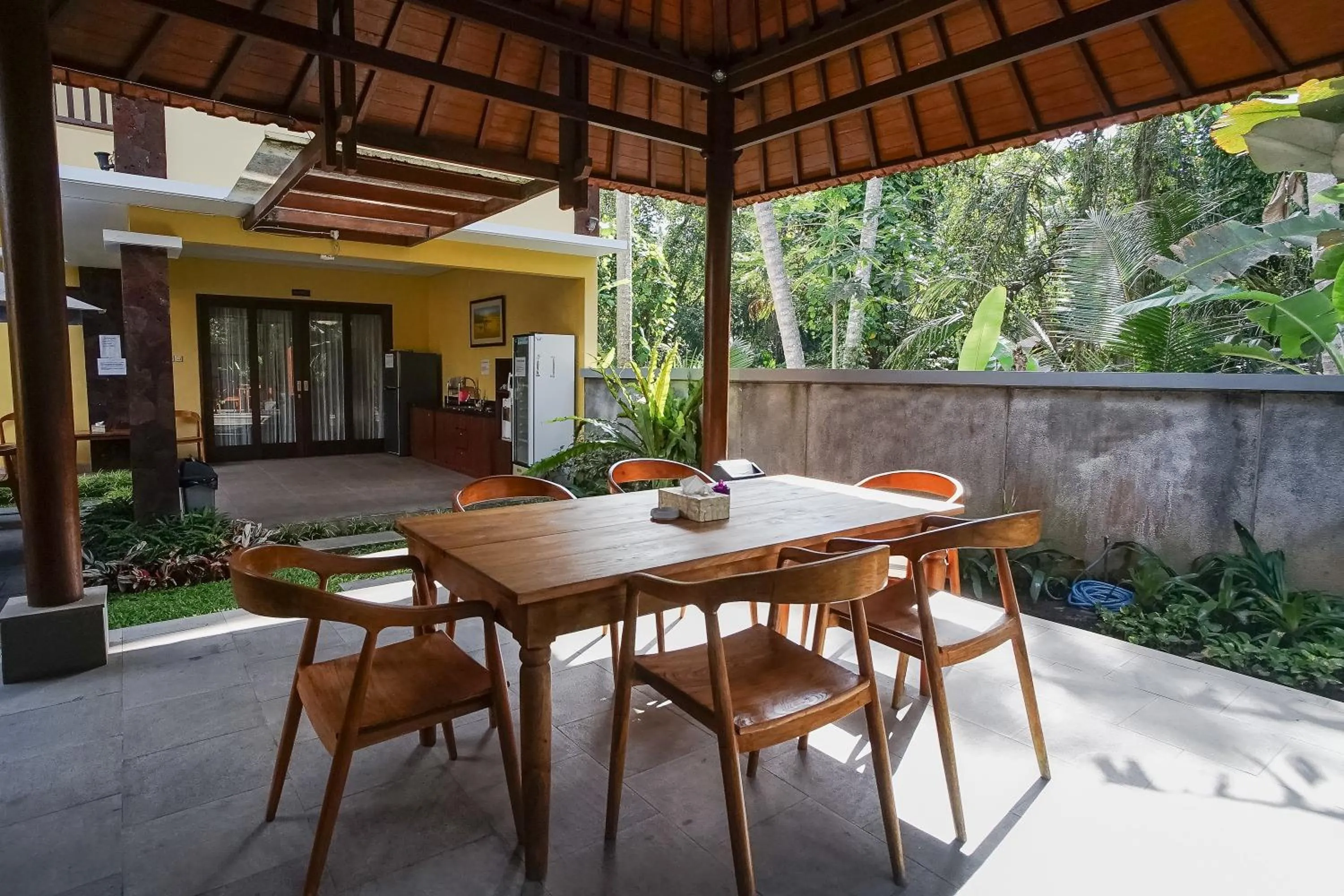 Dining area in Toya Villa Ubud