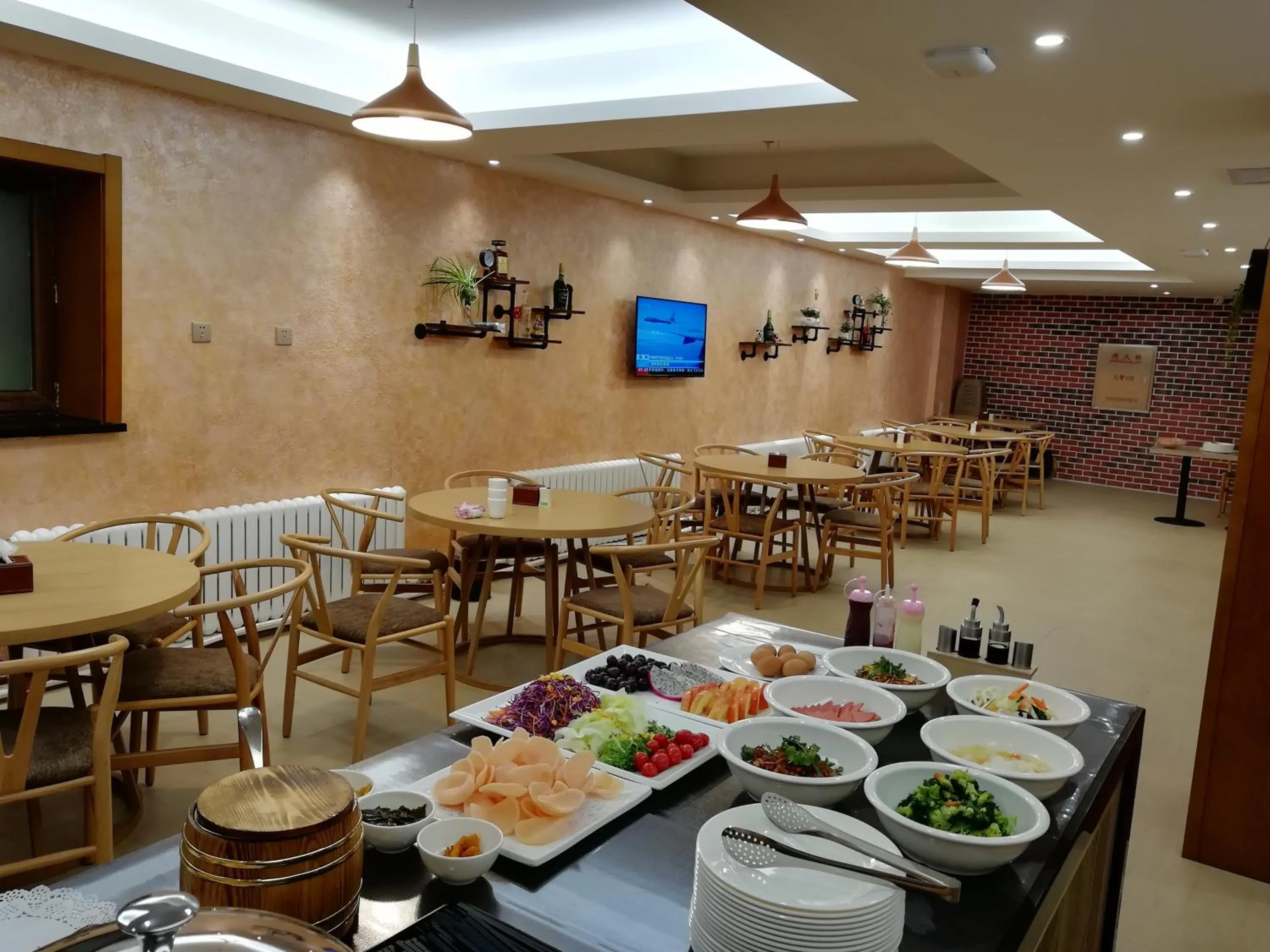 Restaurant/places to eat in Harbin Joy Boutique Hotel