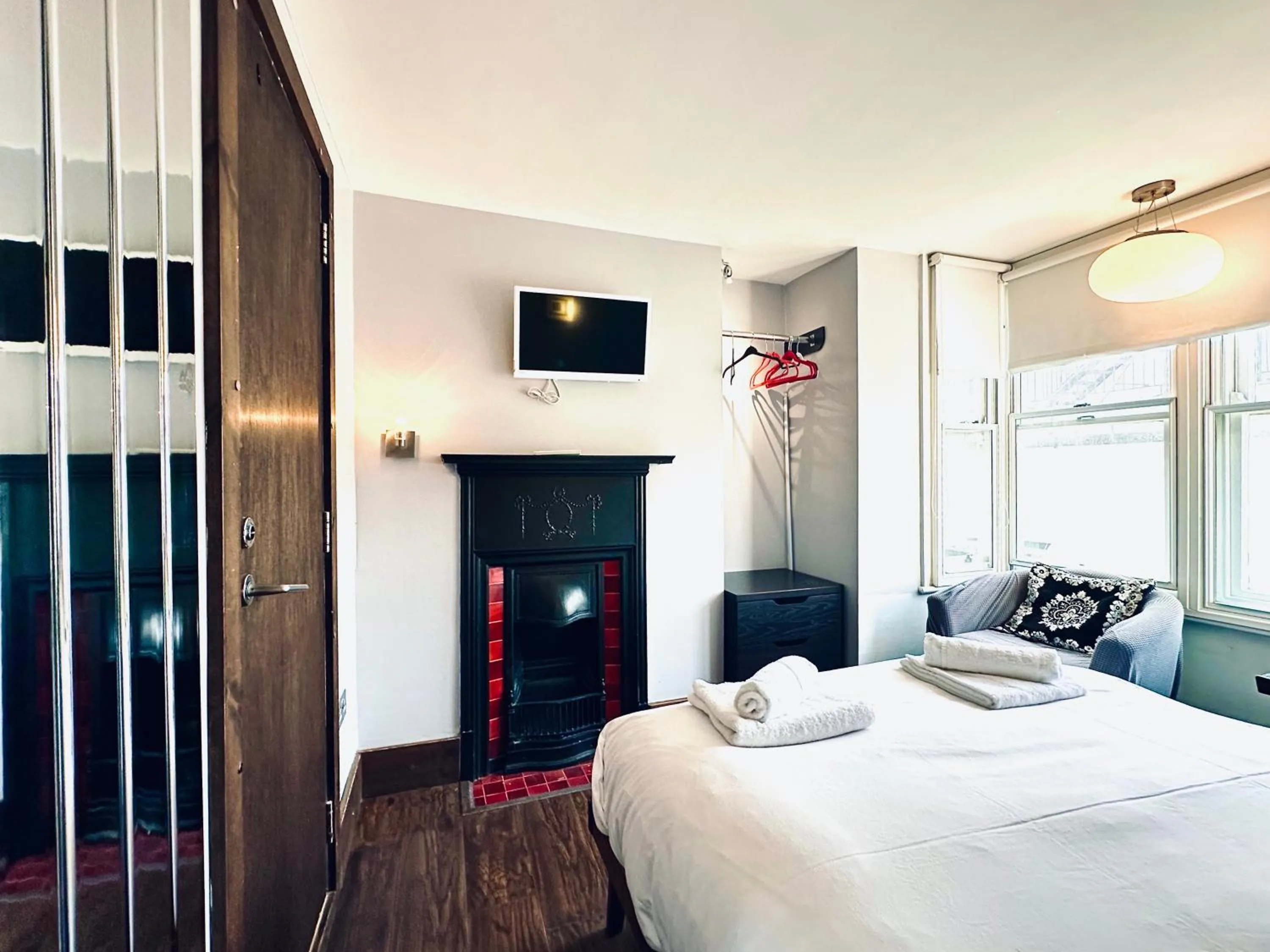 Bed in Guest And The City