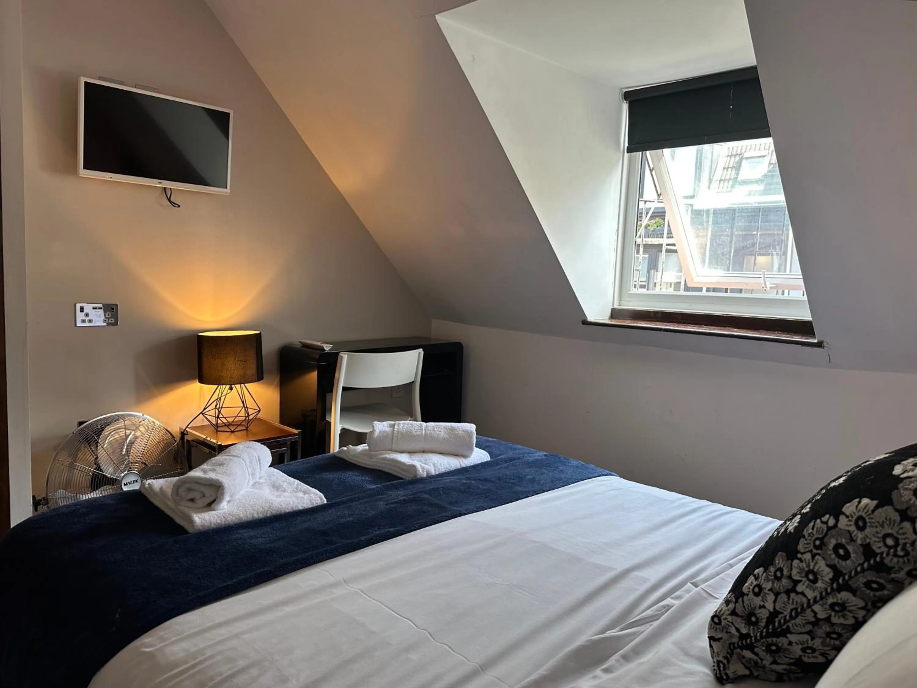 Bed in Guest And The City