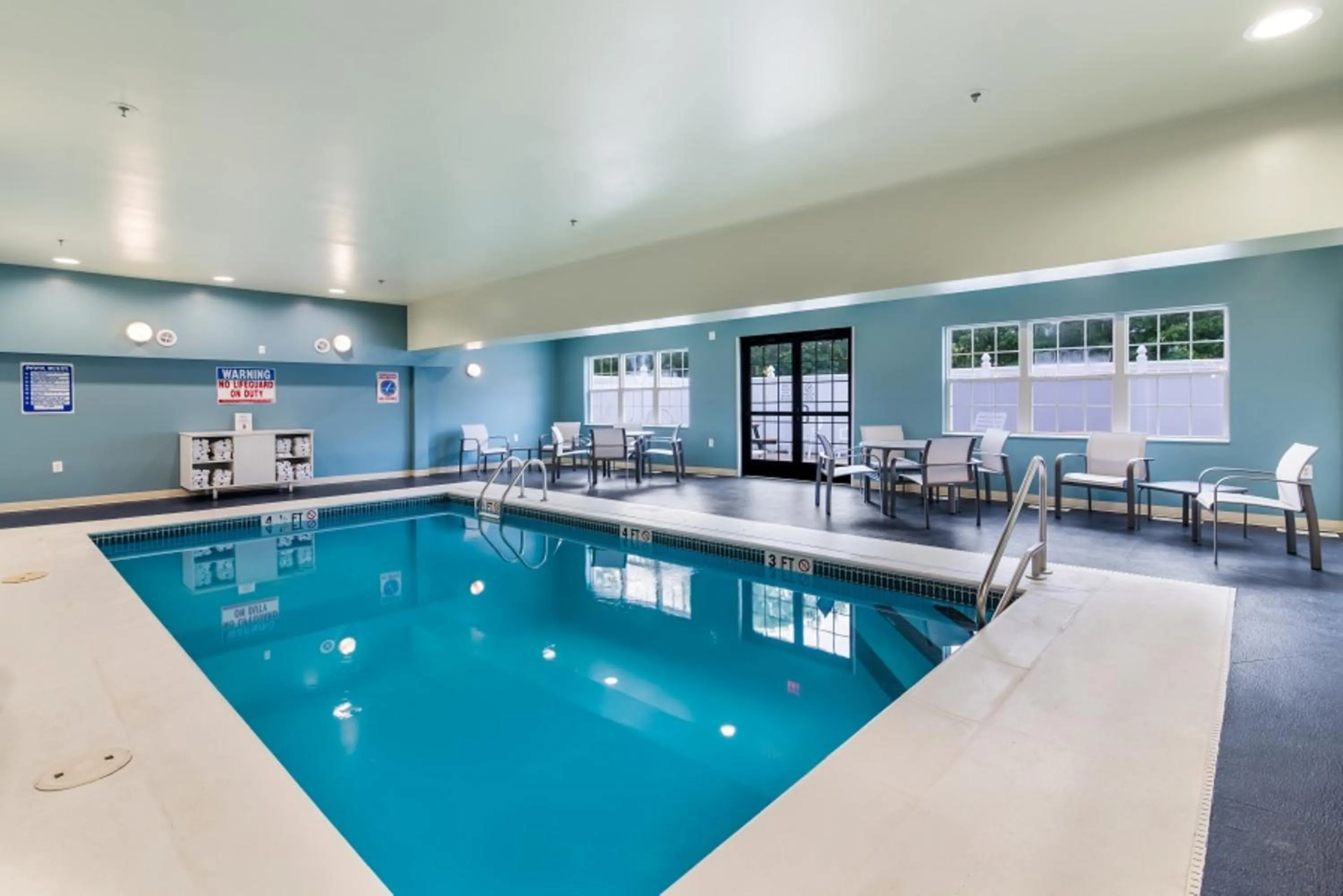 Swimming pool in Holiday Inn Express - Plymouth by IHG
