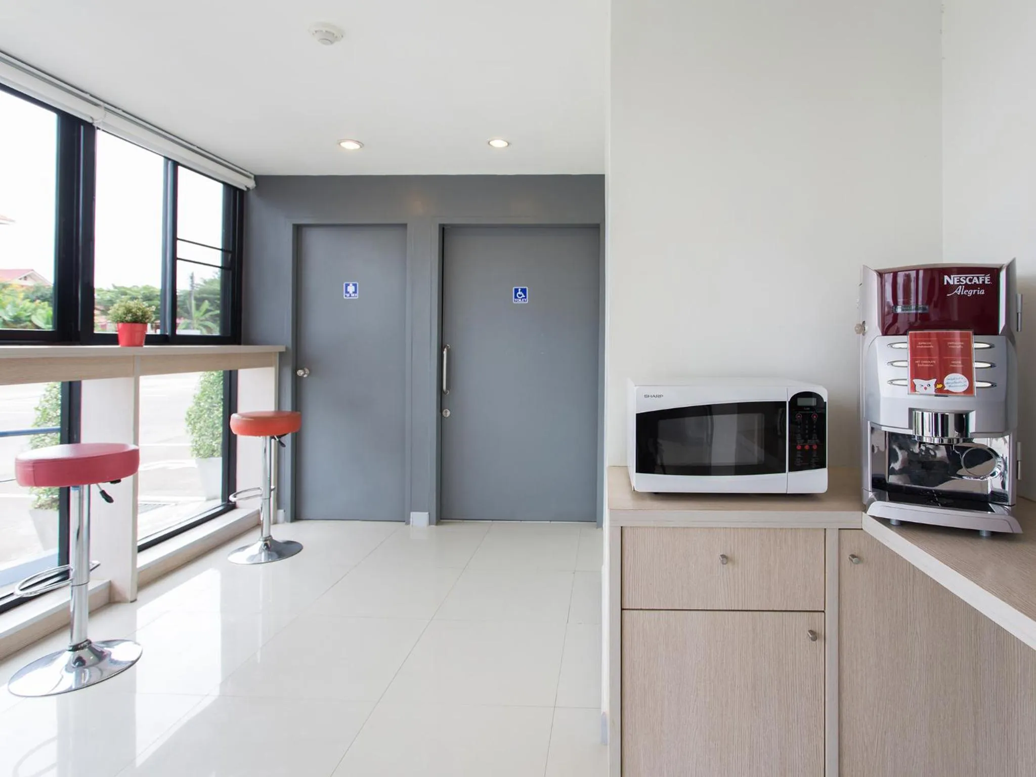 Lobby or reception in HOP INN Nakhon Sawan