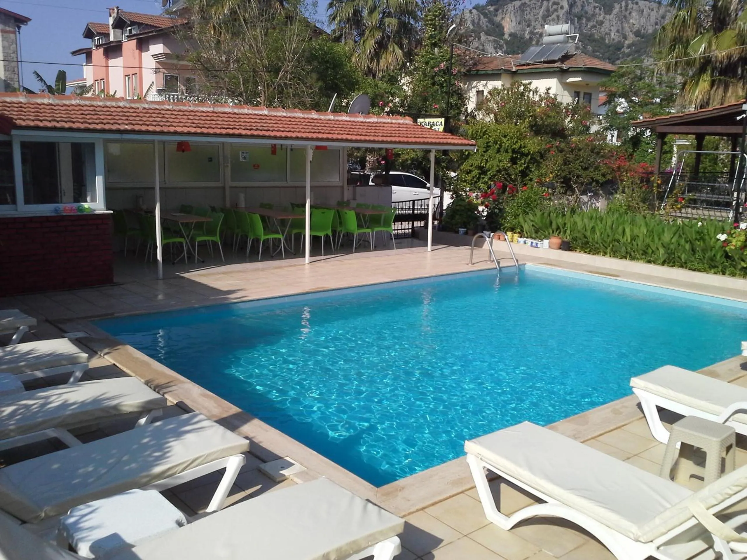 Restaurant/places to eat in Karaca Apart Hotel