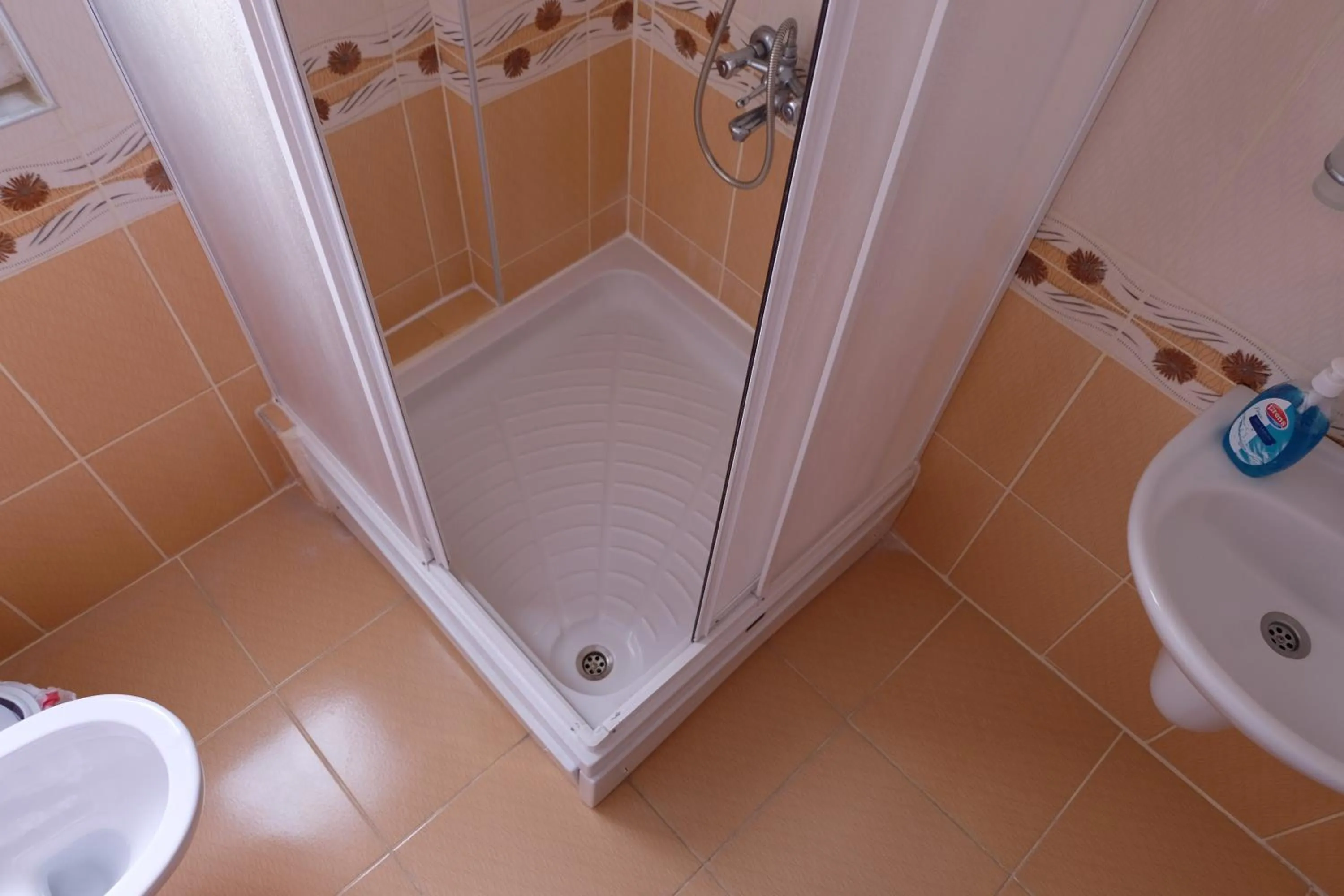 Toilet in Karaca Apart Hotel