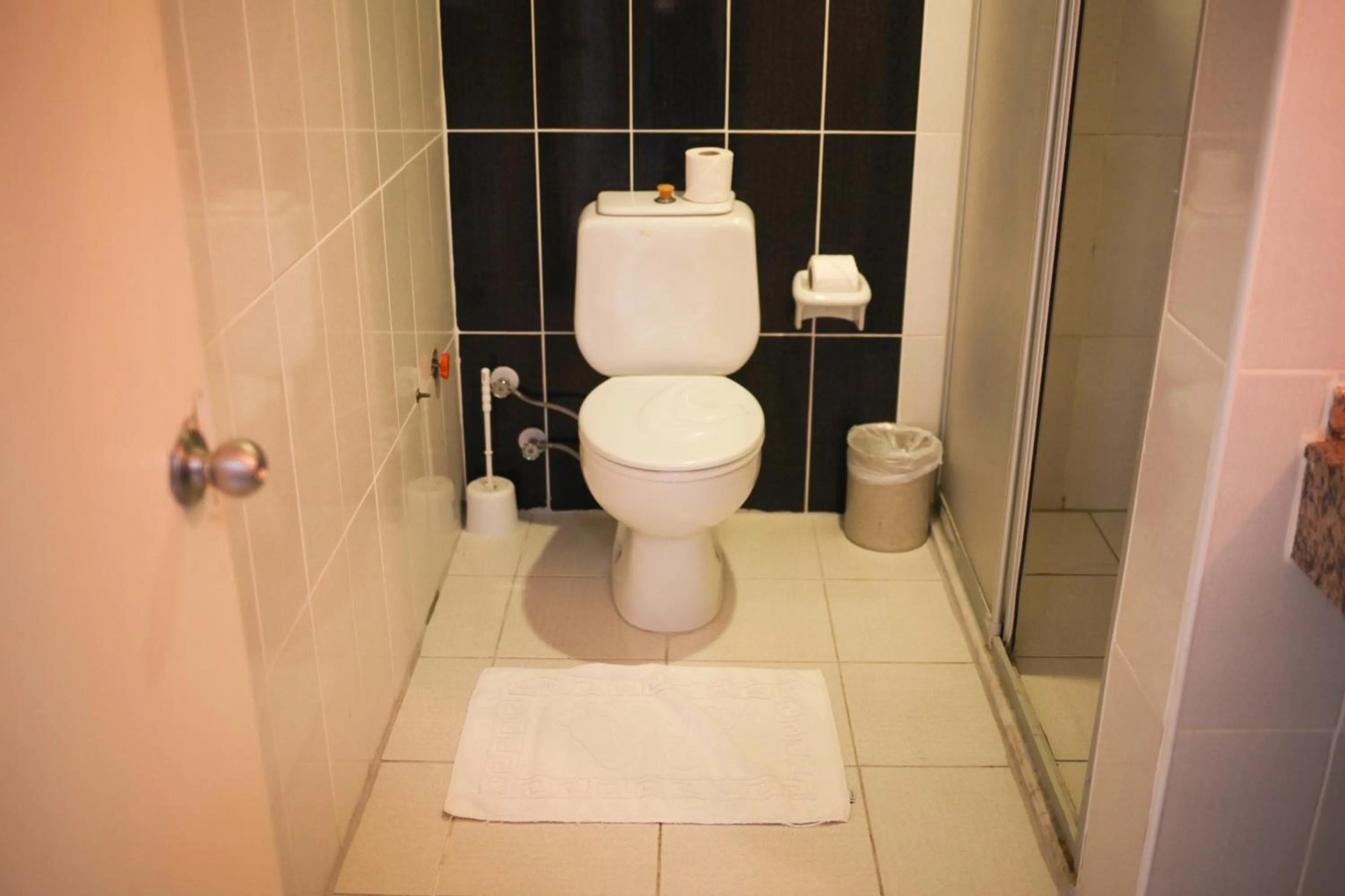 Bathroom in Kleopatra Aytur Apart Hotel