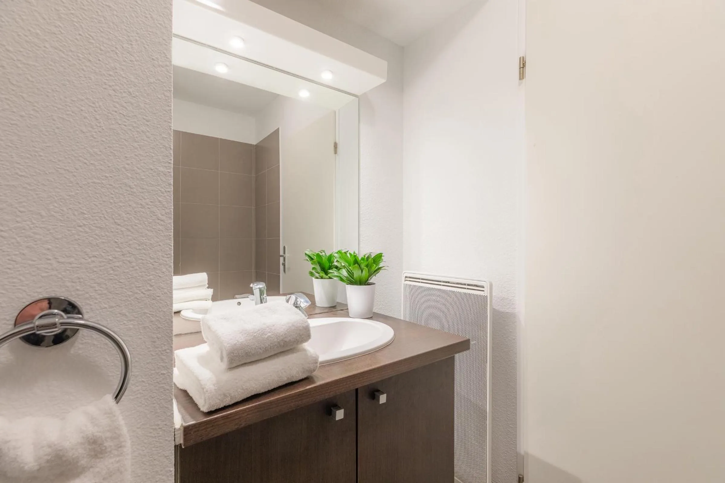 Bathroom in Appart'City Confort Toulouse Aéroport Cornebarrieu