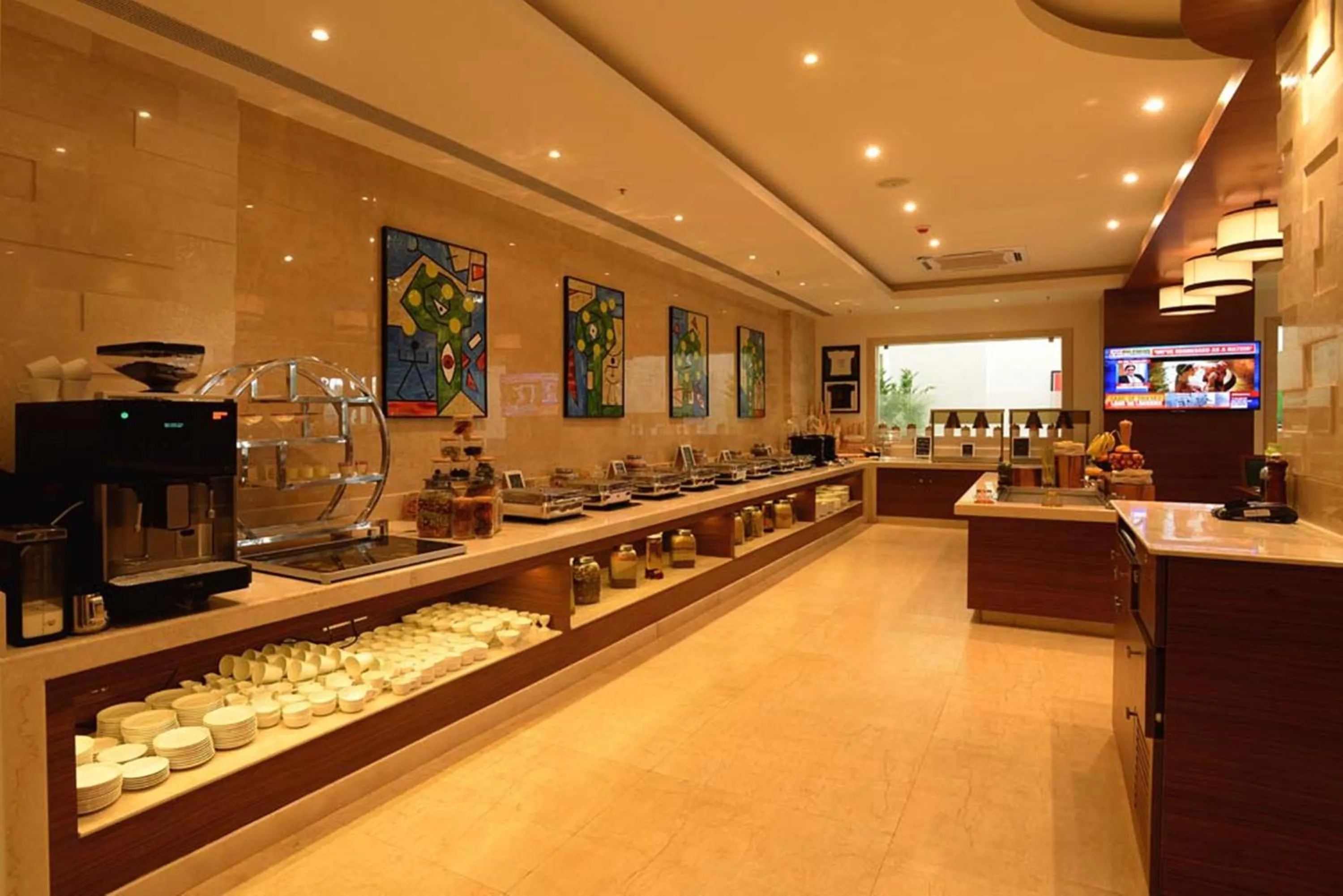 Food and drinks in Lemon Tree Hotel Coimbatore