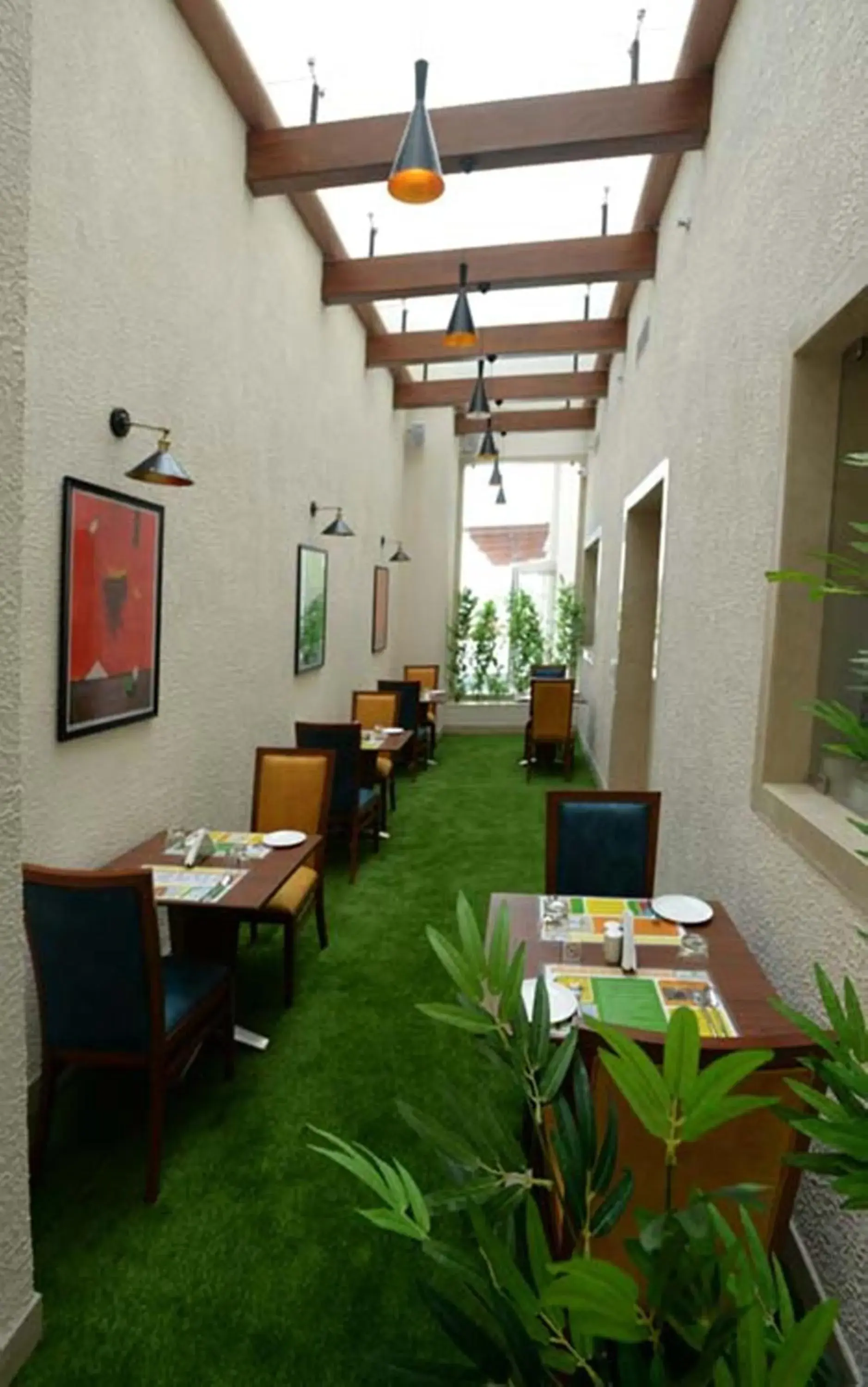 Food and drinks in Lemon Tree Hotel Coimbatore Food and drinks in Lemon Tree Hotel Coimbatore