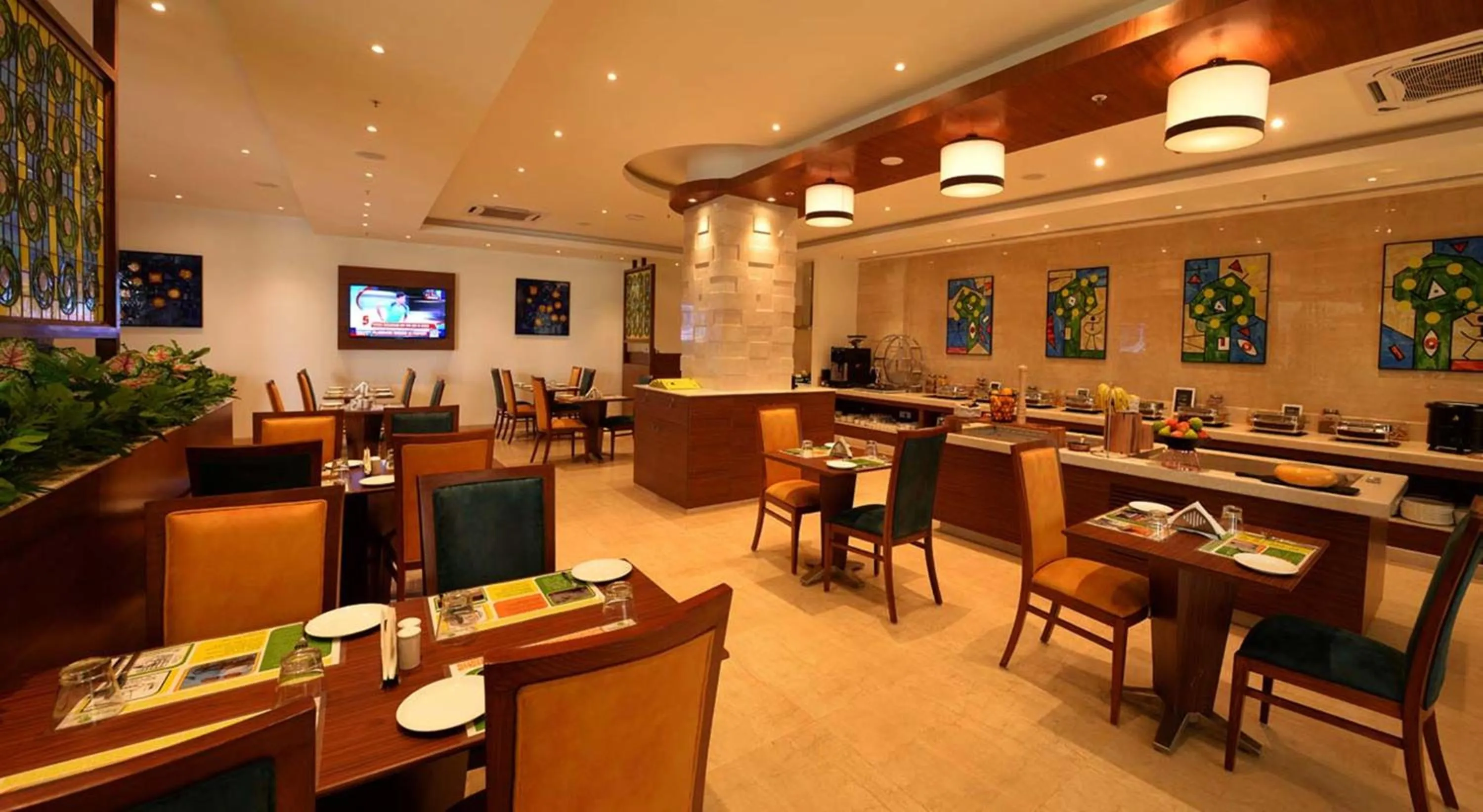 Restaurant/places to eat in Lemon Tree Hotel Coimbatore