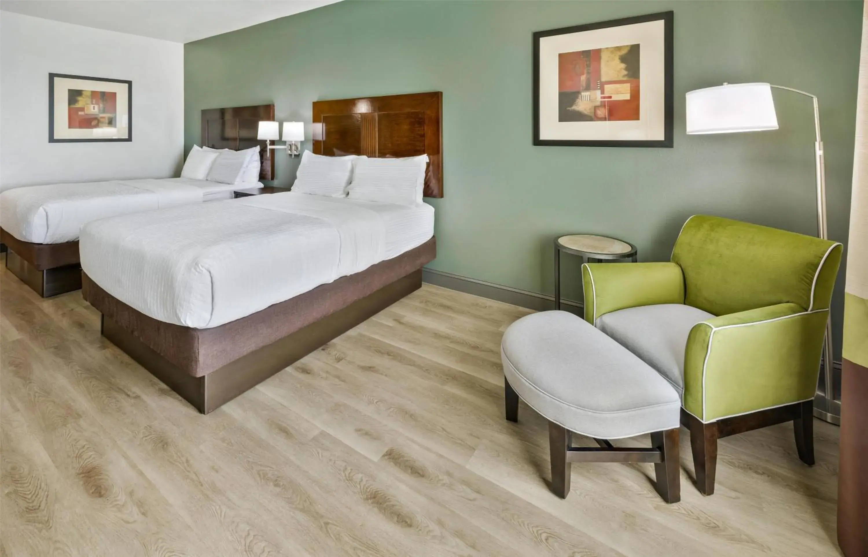 Queen Room with Two Queen Beds and Bath Tub - Disability Access in Best Western Plus Duncanville Dallas Queen Room with Two Queen Beds and Bath Tub - Disability Access in Best Western Plus Duncanville Dallas