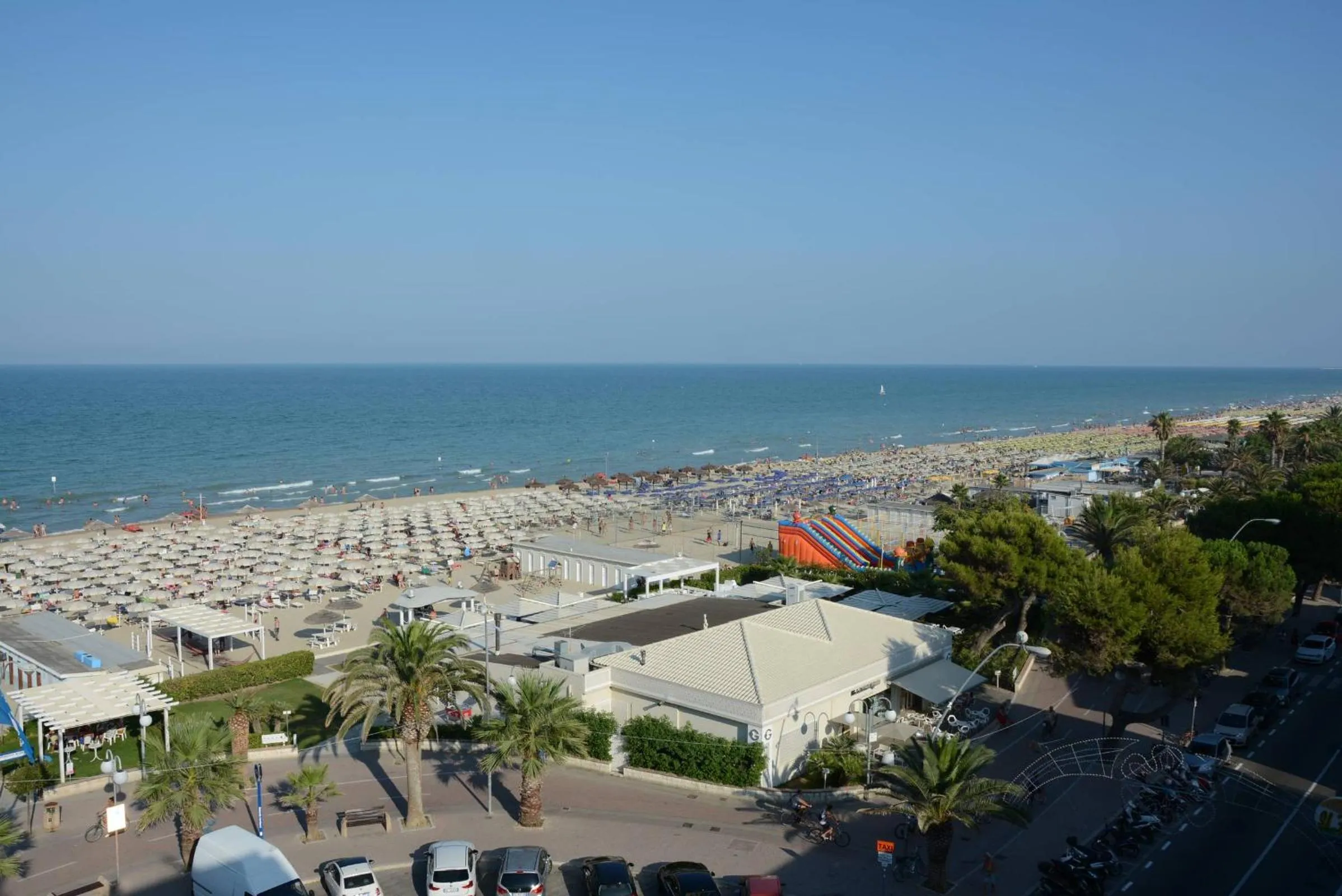 Beach in Residence Helene