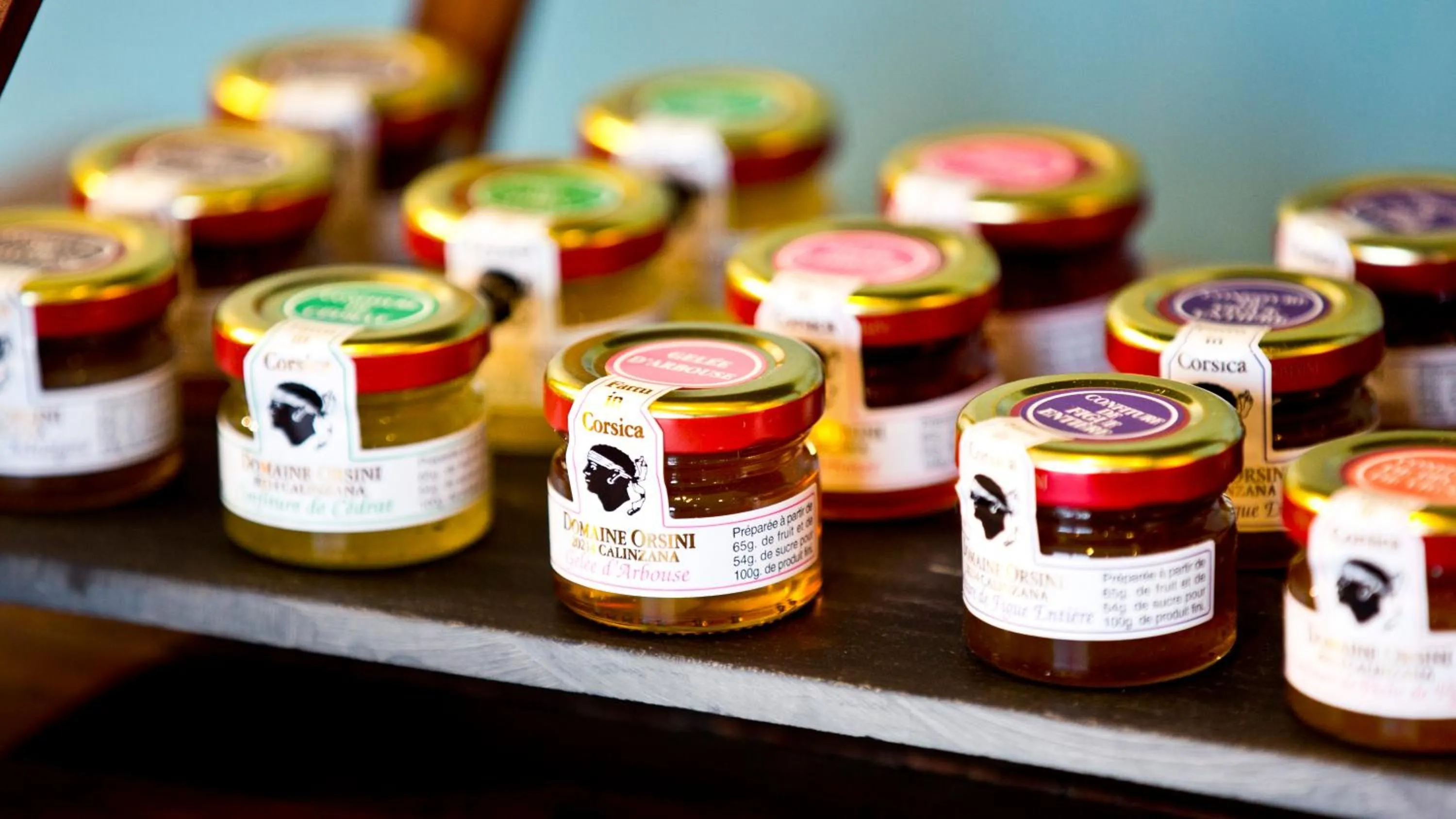 Buffet breakfast in Rossi Hôtel