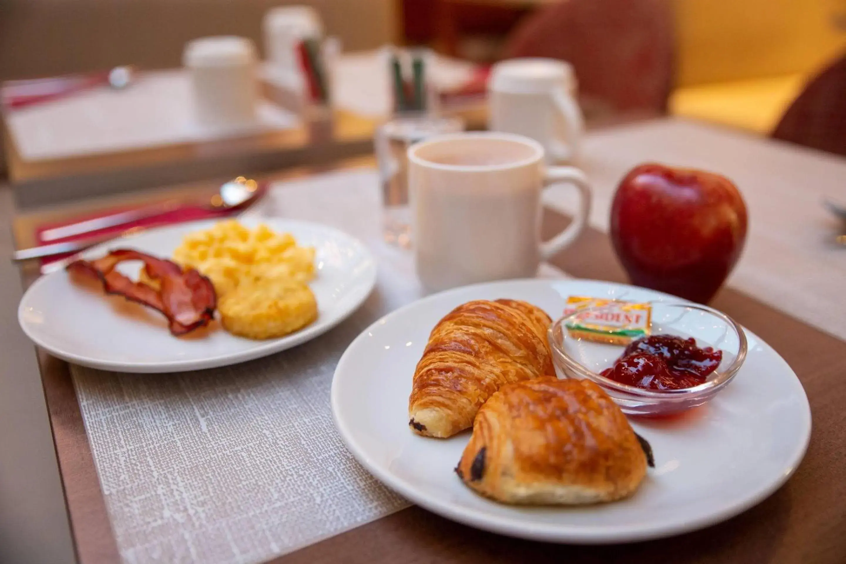 Breakfast in Clarion Paris CDG Airport Breakfast in Clarion Paris CDG Airport