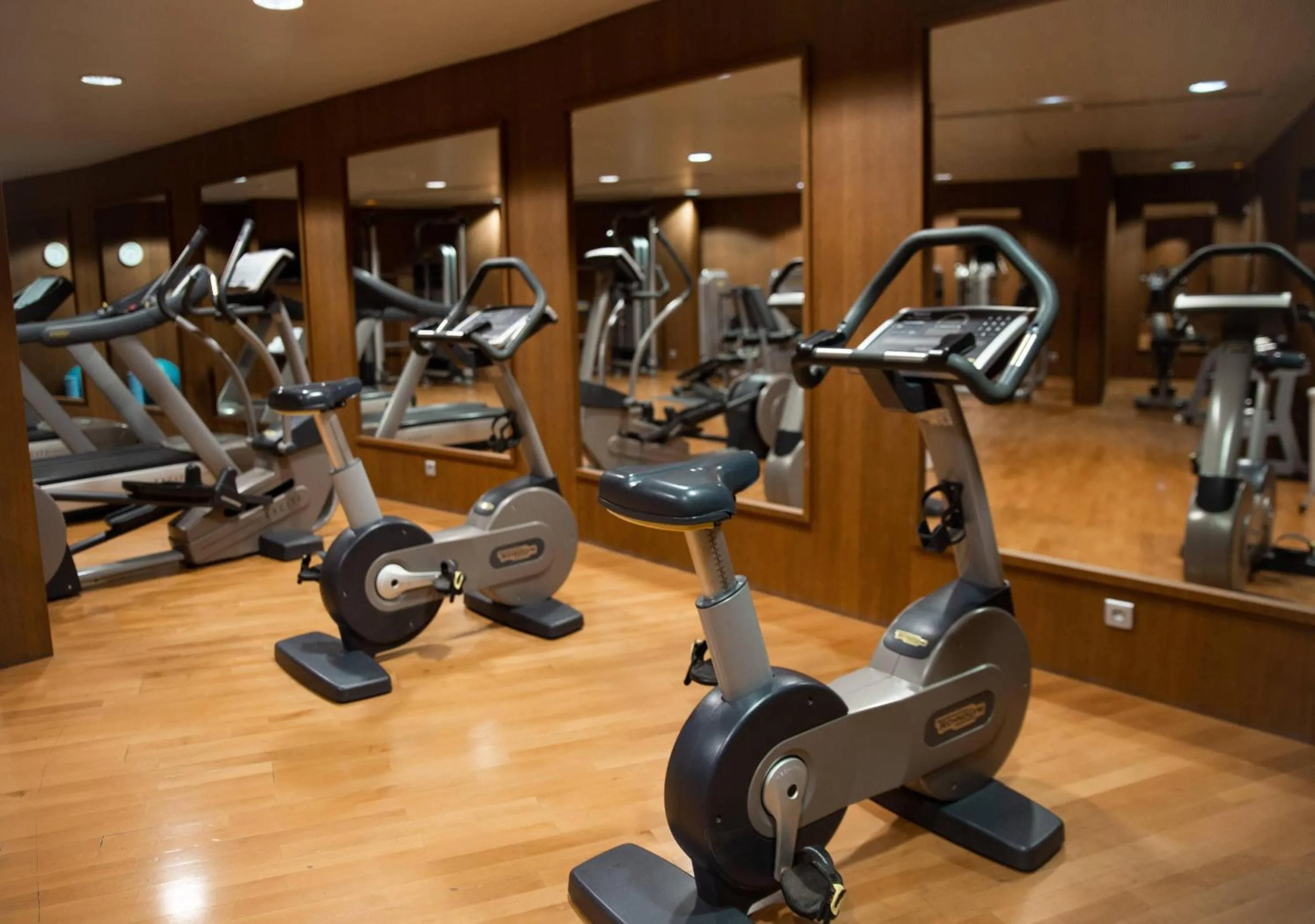 Fitness centre/facilities in Clarion Paris CDG Airport