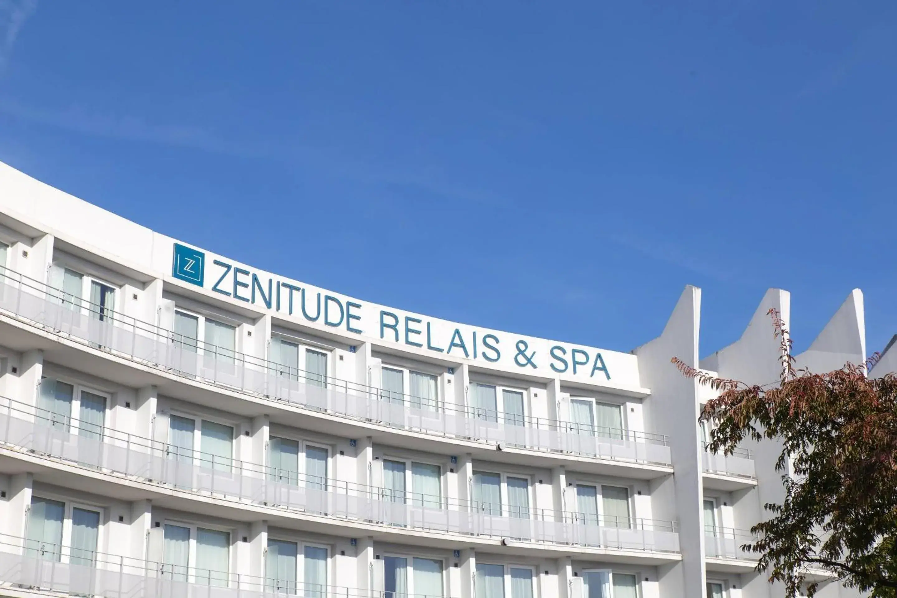 Property building in Clarion Paris CDG Airport Property building in Clarion Paris CDG Airport